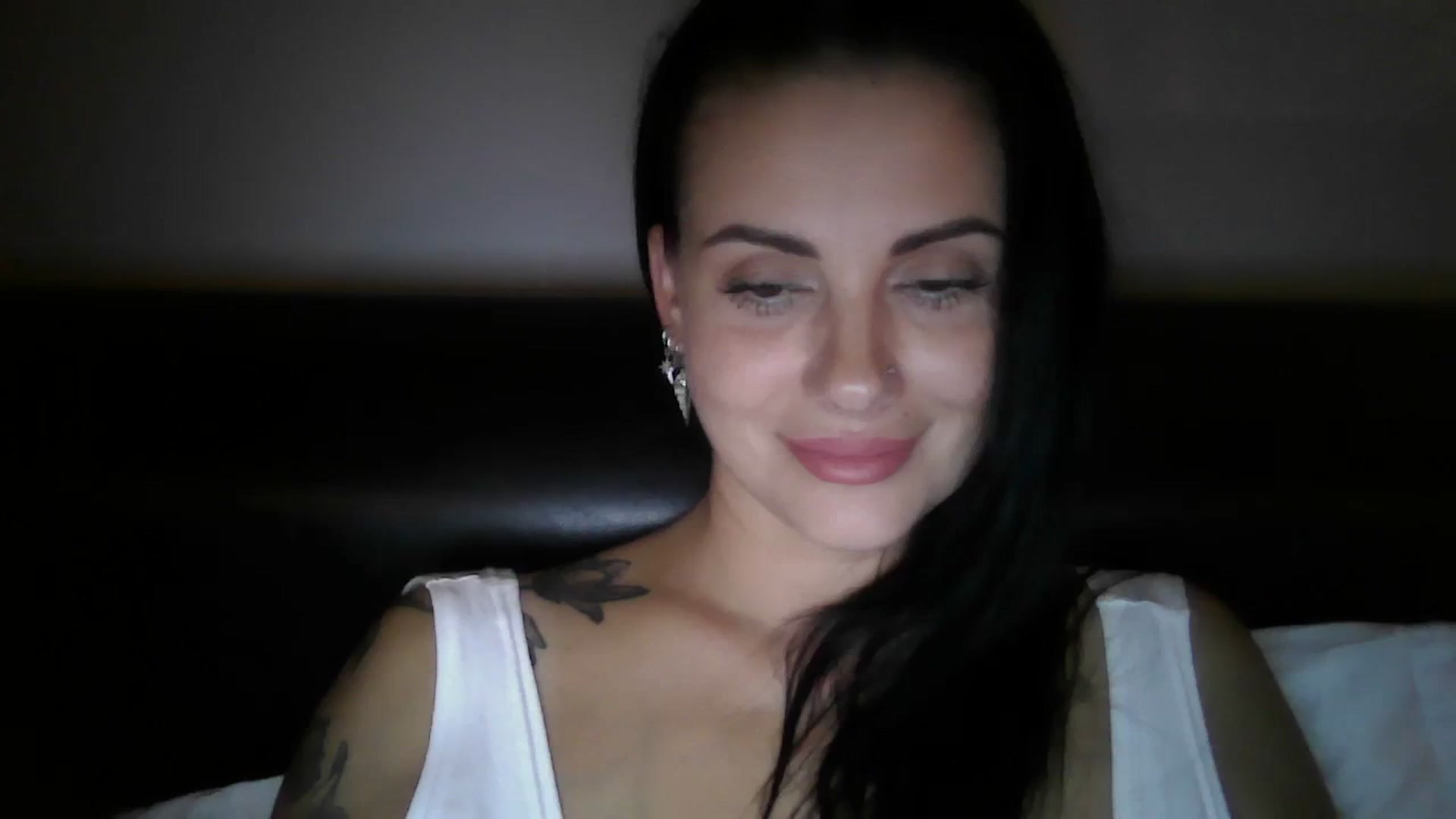 Gallery image thumbnail from FitBaby's myfreecams stream on, 11/06/2023, 17:46 image 16 of 20