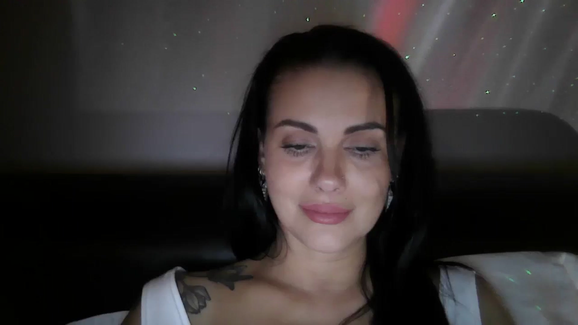 Gallery image thumbnail from FitBaby's myfreecams stream on, 11/06/2023, 17:46 image 8 of 20
