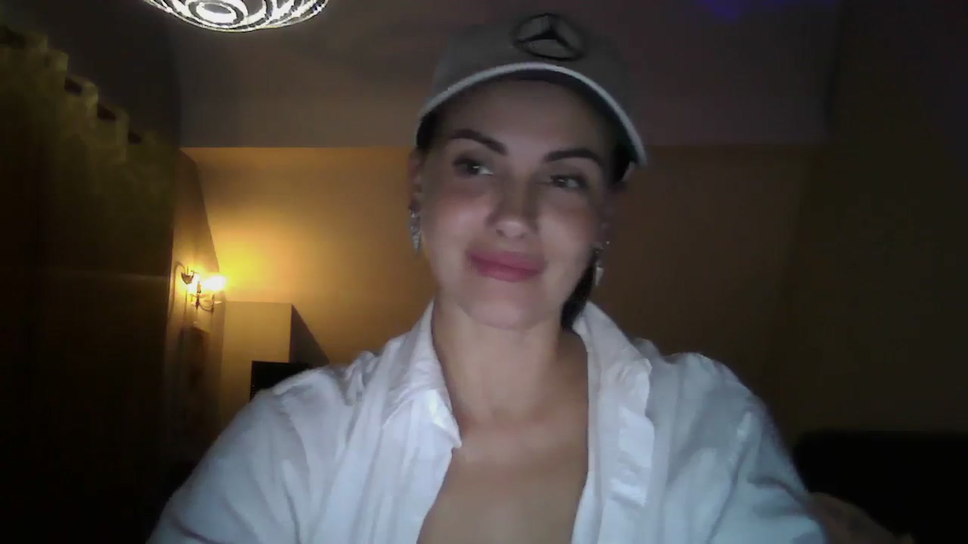 Gallery image thumbnail from FitBaby's myfreecams stream on, 11/07/2023, 18:04 image 4 of 20