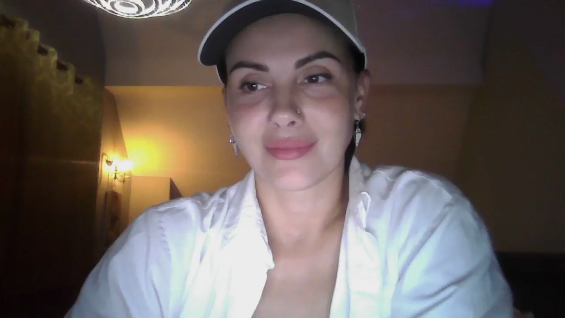 Gallery image thumbnail from FitBaby's myfreecams stream on, 11/07/2023, 18:04 image 5 of 20