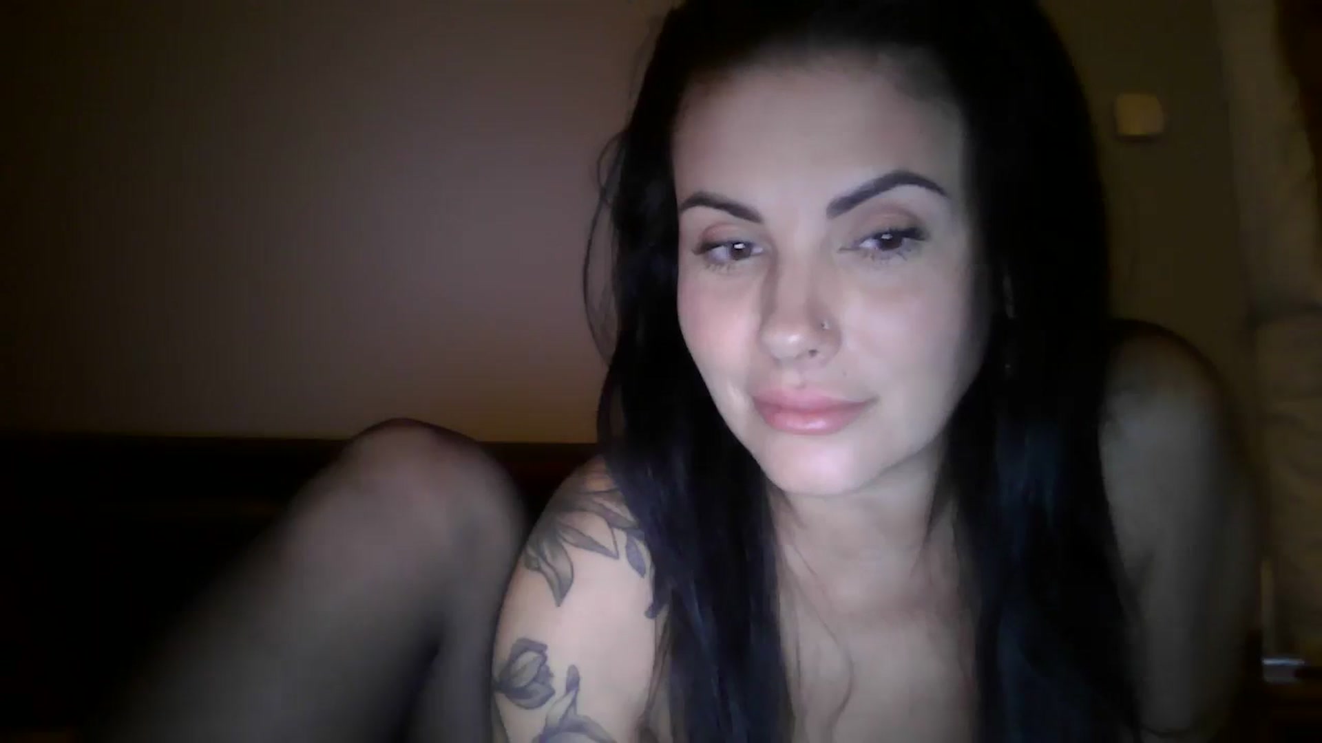 Gallery image thumbnail from FitBaby's myfreecams stream on, 11/08/2023, 17:26 image 14 of 20