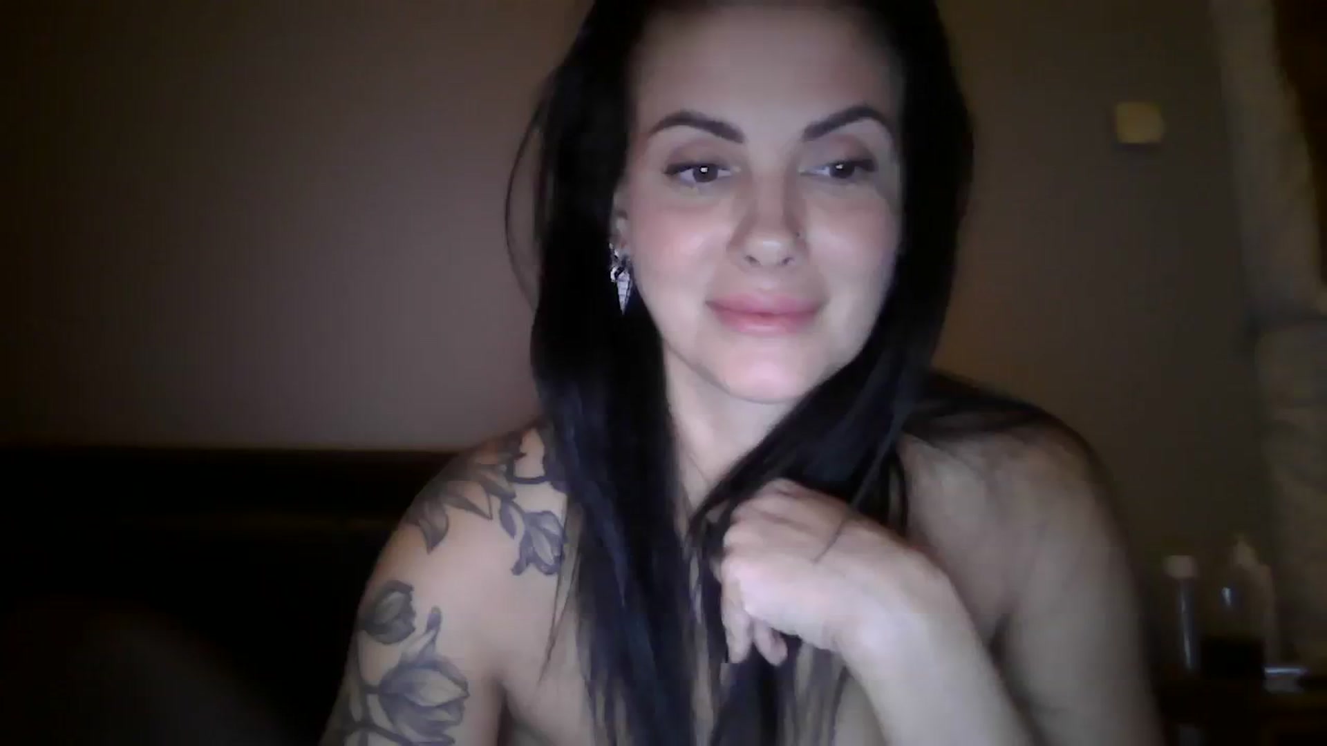 Gallery image thumbnail from FitBaby's myfreecams stream on, 11/08/2023, 17:26 image 16 of 20