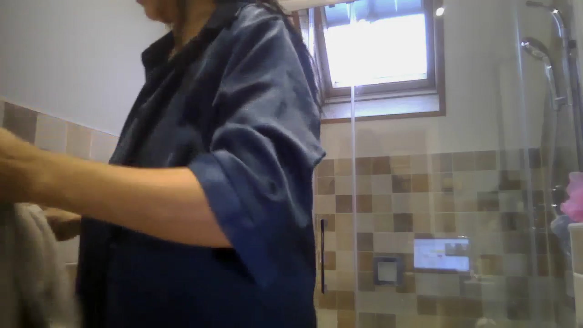 Gallery image thumbnail from FitBaby's myfreecams stream on, 11/09/2023, 15:21 image 17 of 20
