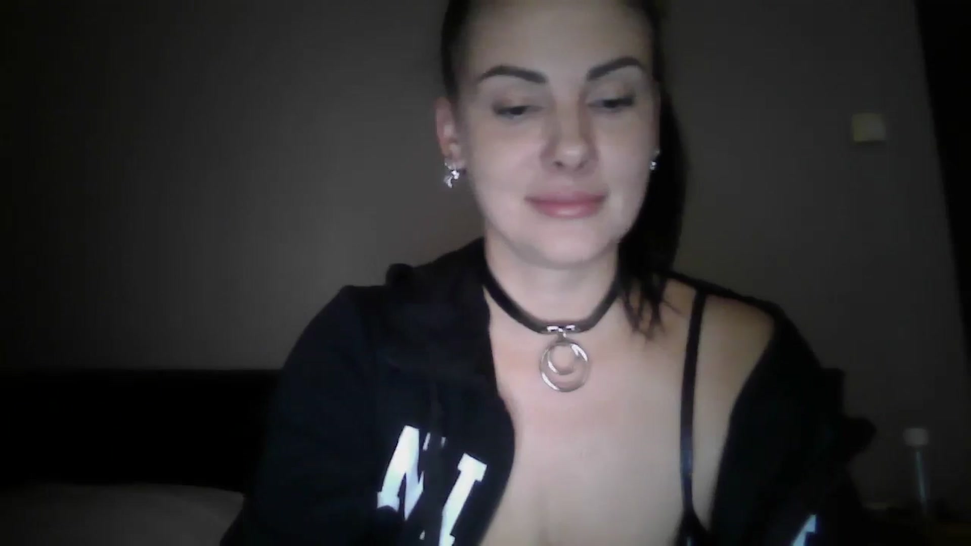 Gallery image thumbnail from FitBaby's myfreecams stream on, 11/14/2023, 17:21 image 2 of 20