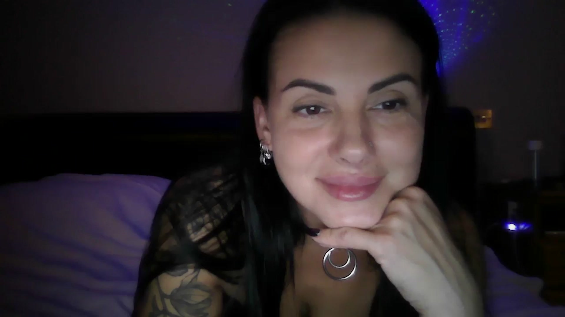 Gallery image thumbnail from FitBaby's myfreecams stream on, 11/14/2023, 17:21 image 18 of 20