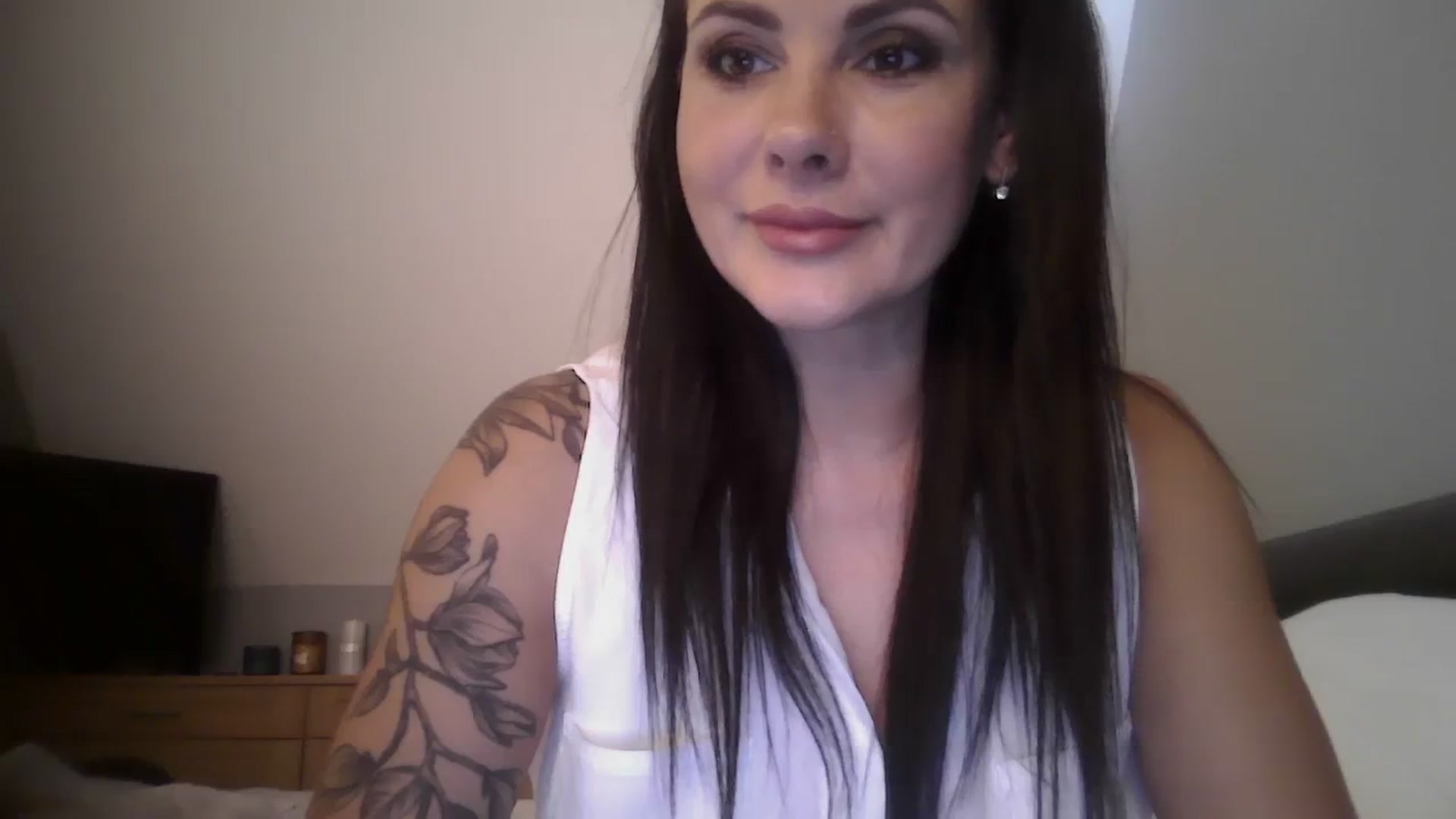 Gallery image thumbnail from FitBaby's myfreecams stream on, 11/15/2023, 12:56 image 2 of 20