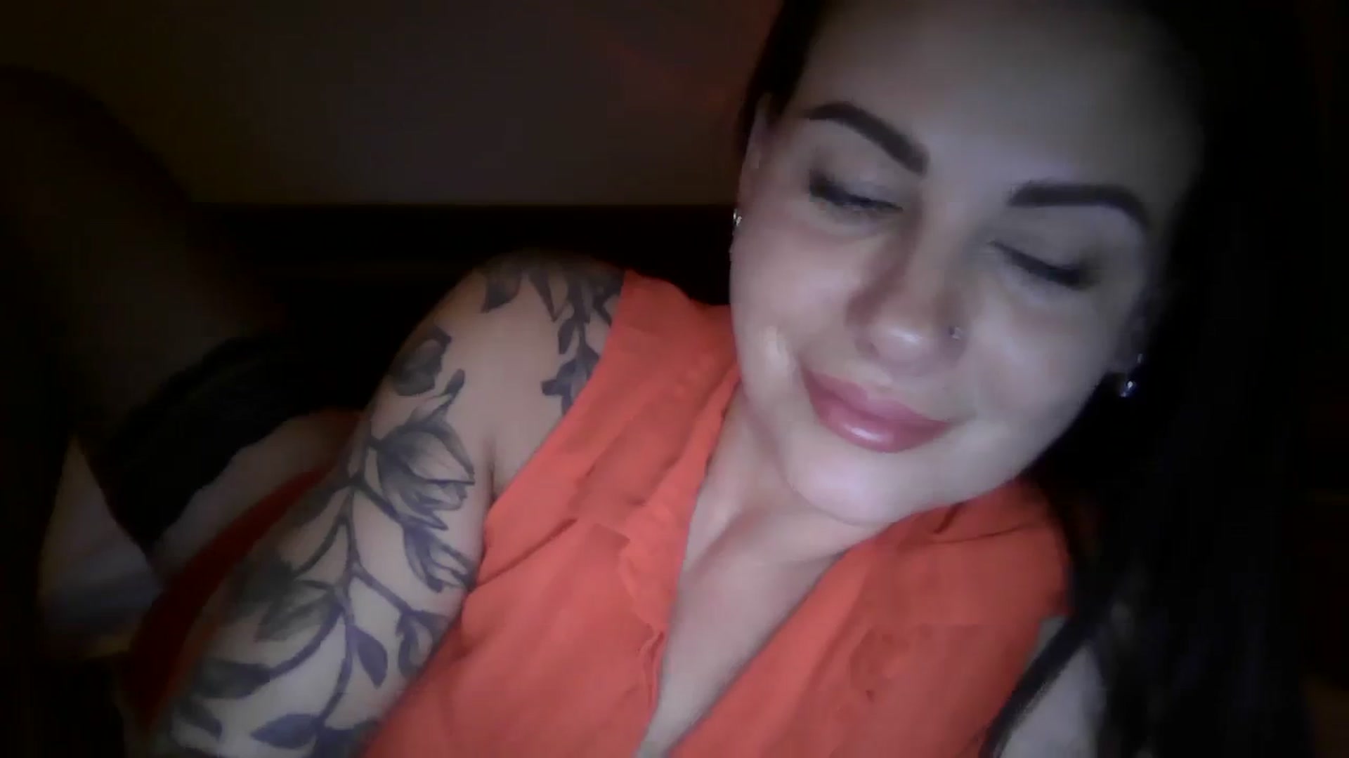 Gallery image thumbnail from FitBaby's myfreecams stream on, 11/20/2023, 16:56 image 20 of 20