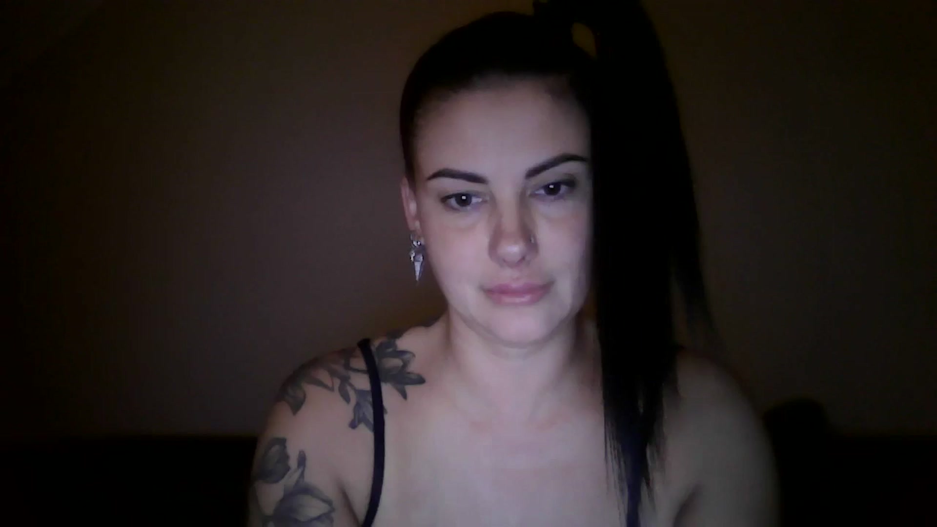 Gallery image thumbnail from FitBaby's myfreecams stream on, 12/01/2023, 18:32 image 15 of 20