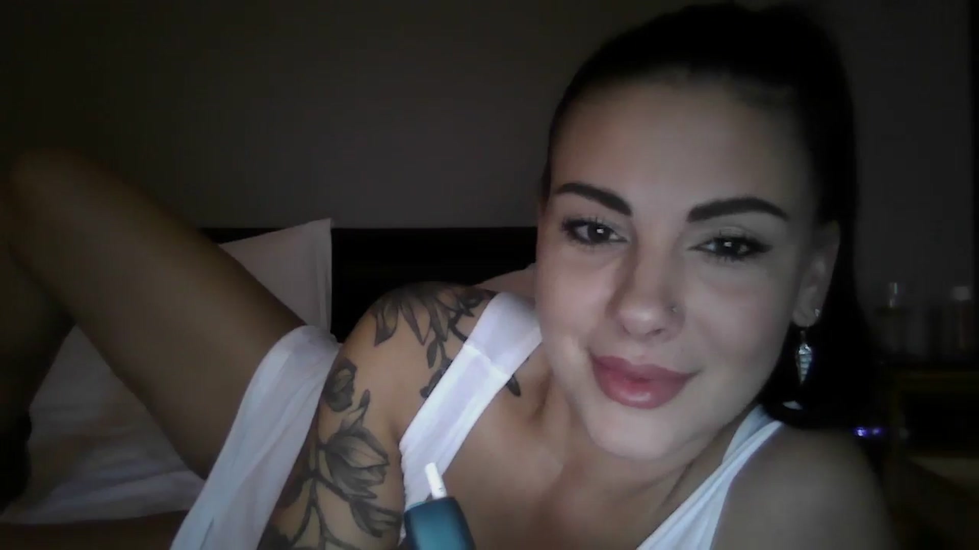 Gallery image thumbnail from FitBaby's myfreecams stream on, 12/07/2023, 15:16 image 4 of 20
