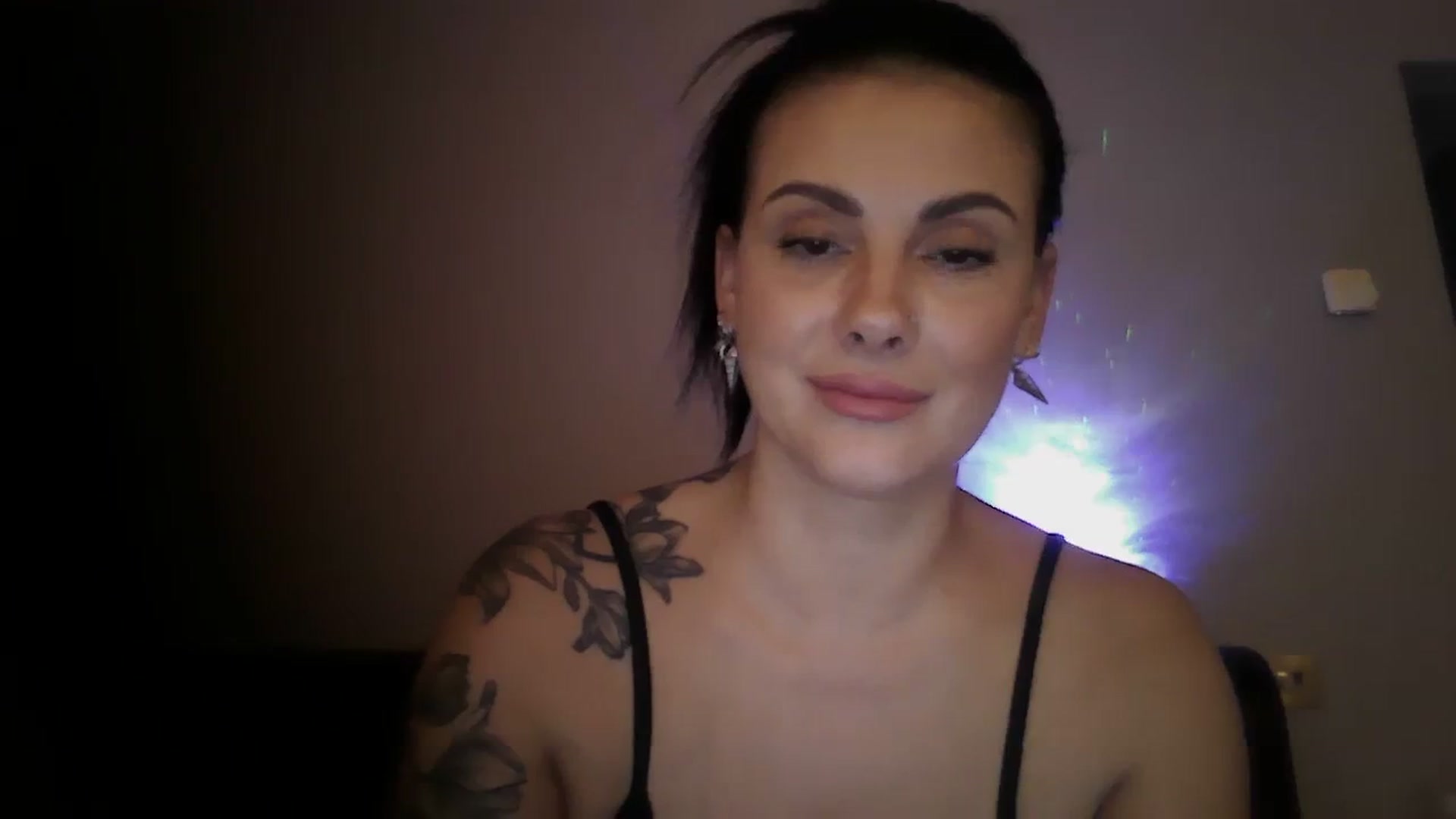 Gallery image thumbnail from FitBaby's myfreecams stream on, 12/11/2023, 14:55 image 20 of 20