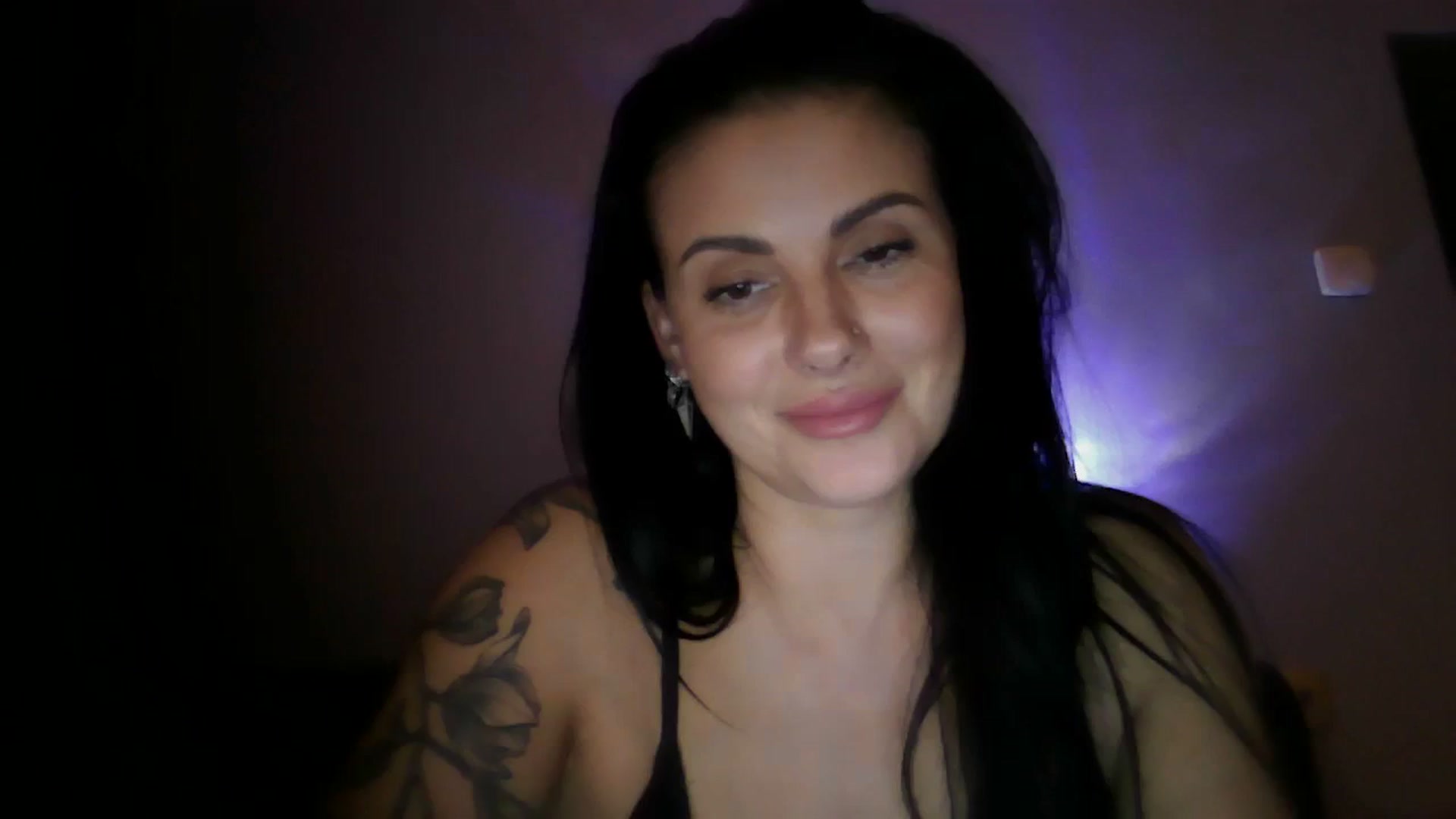 Gallery image thumbnail from FitBaby's myfreecams stream on, 12/11/2023, 16:43 image 7 of 20