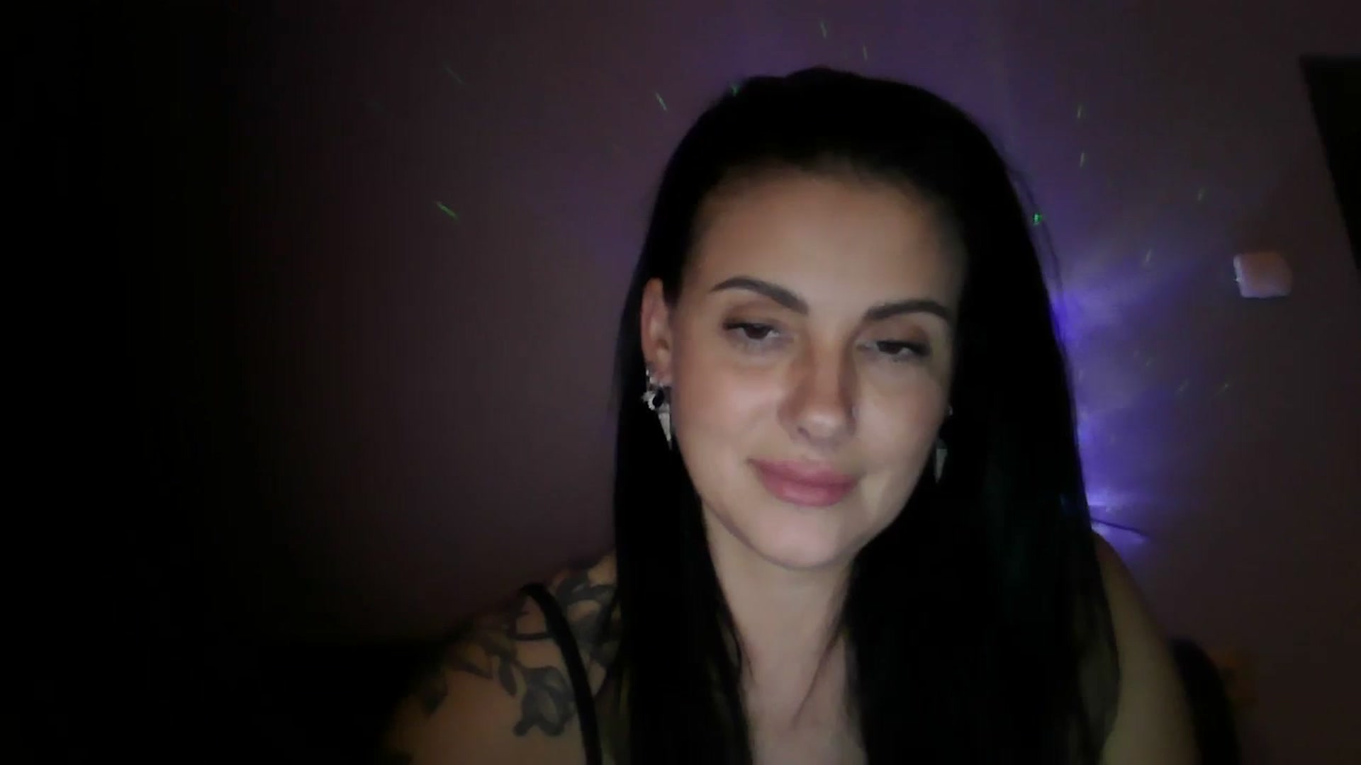 Gallery image thumbnail from FitBaby's myfreecams stream on, 12/11/2023, 16:43 image 15 of 20