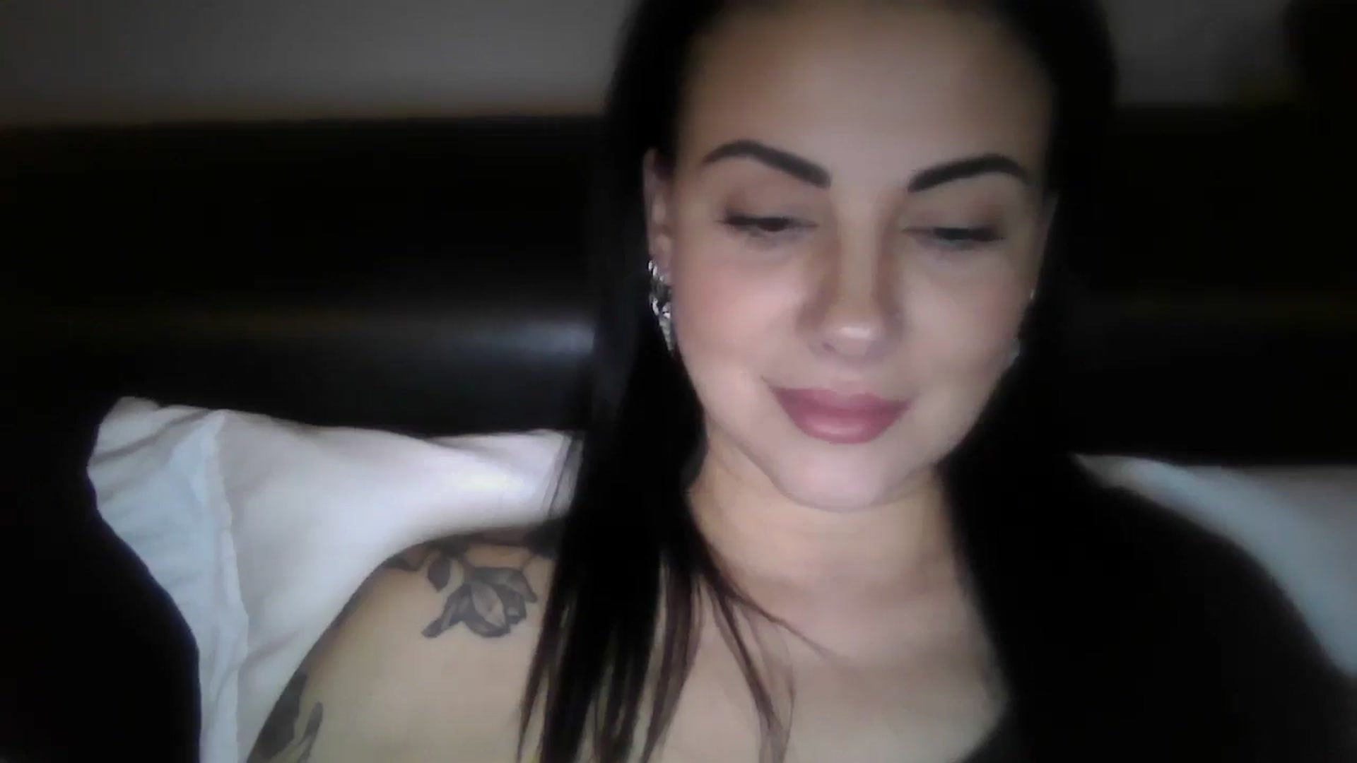 Gallery image thumbnail from FitBaby's myfreecams stream on, 01/04/2024, 15:19 image 18 of 20