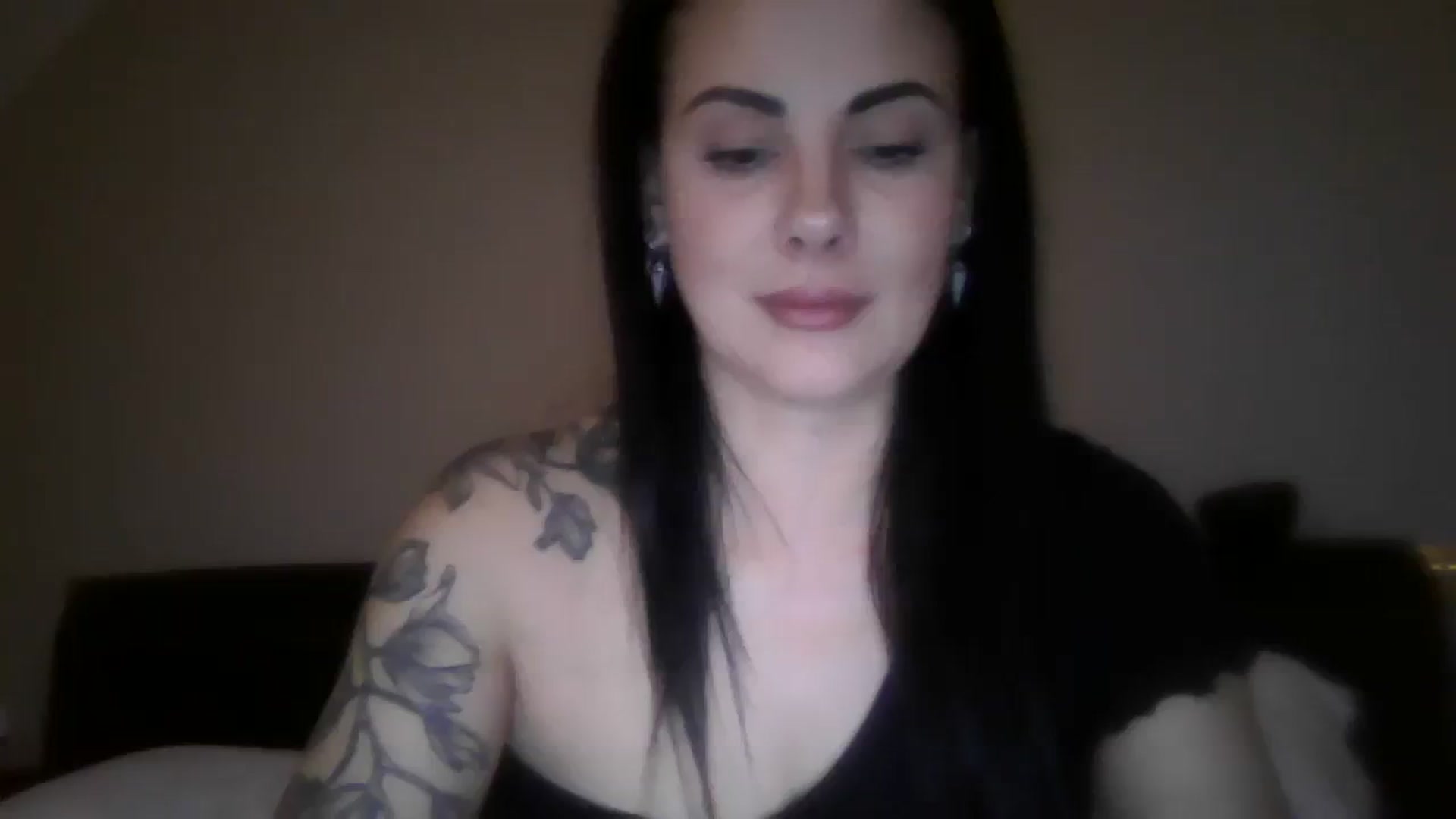 Gallery image thumbnail from FitBaby's myfreecams stream on, 01/04/2024, 15:19 image 17 of 20