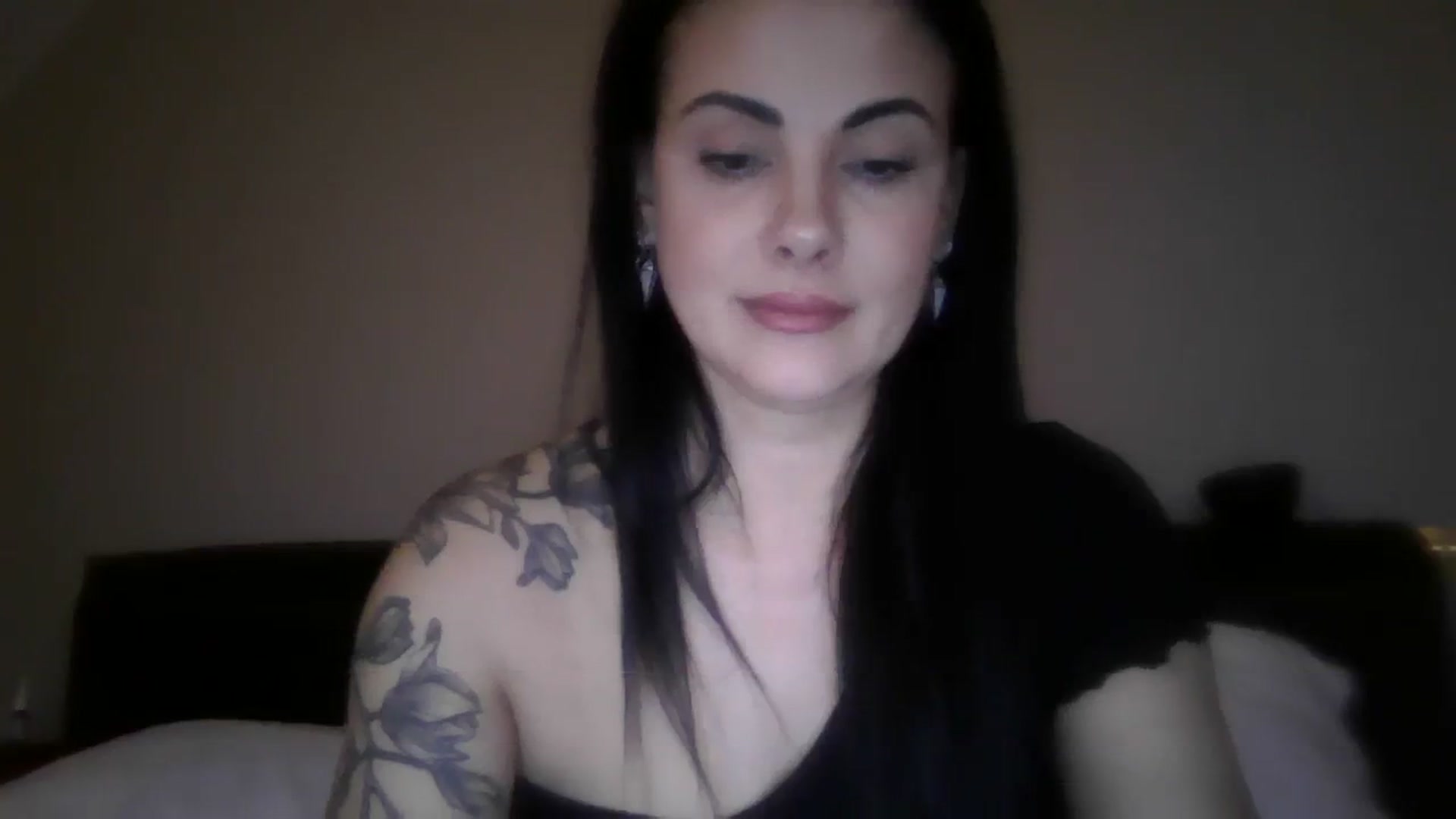 Gallery image thumbnail from FitBaby's myfreecams stream on, 01/04/2024, 15:19 image 16 of 20