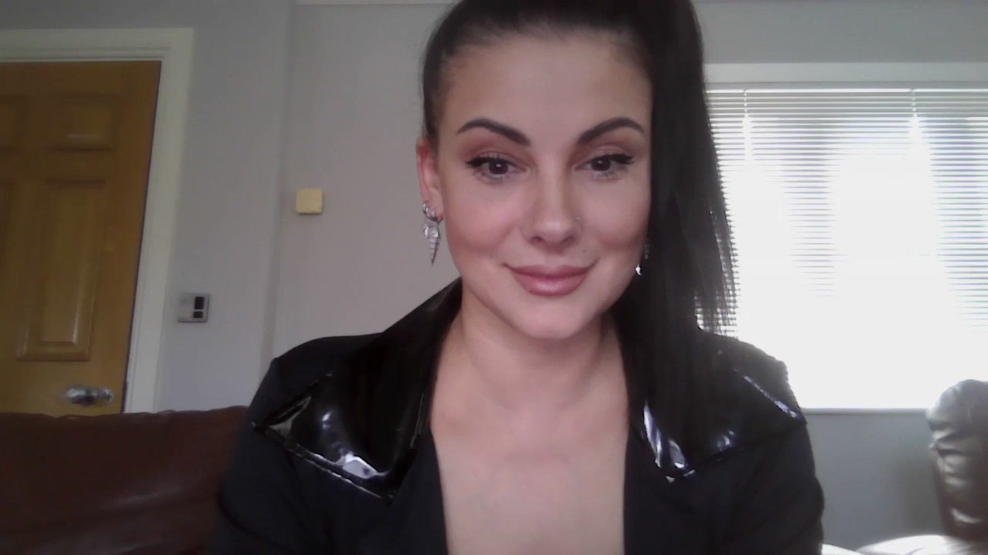 Gallery image thumbnail from FitBaby's myfreecams stream on, 01/11/2024, 15:19 image 8 of 20