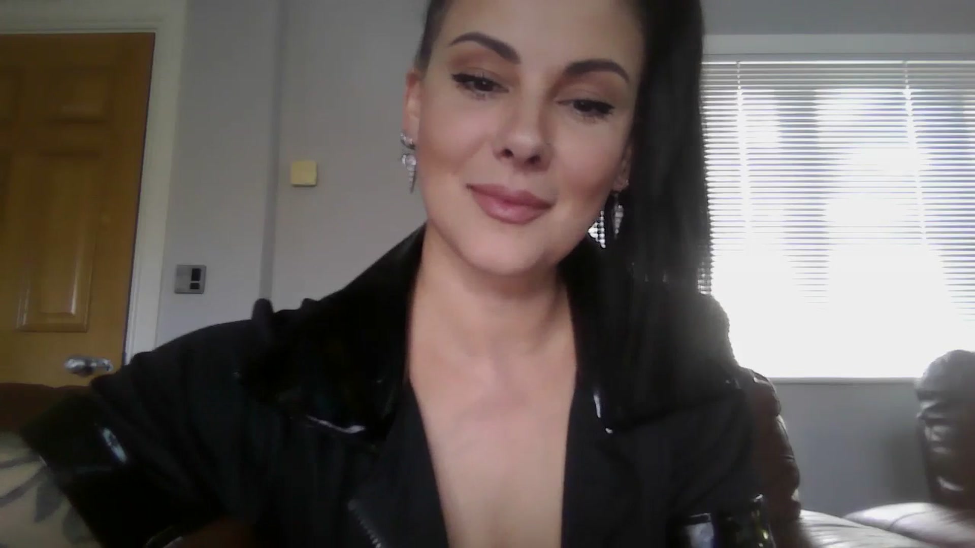 Gallery image thumbnail from FitBaby's myfreecams stream on, 01/11/2024, 15:19 image 3 of 20