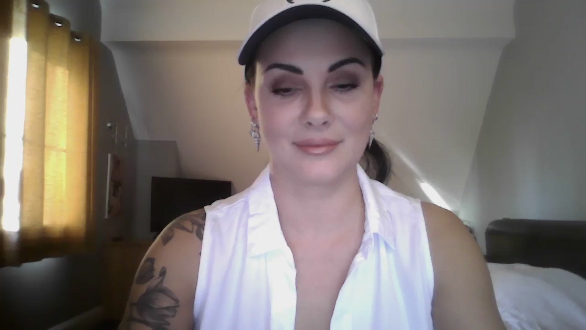Gallery image thumbnail from FitBaby's myfreecams stream on, 01/16/2024, 15:08 image 15 of 20