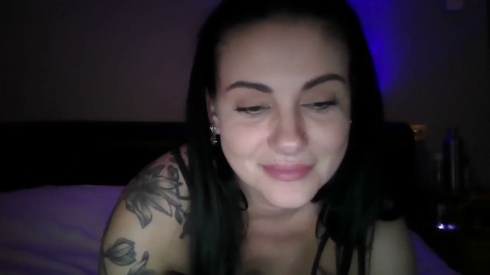 Gallery image thumbnail from FitBaby's myfreecams stream on, 01/24/2024, 18:12 image 8 of 20