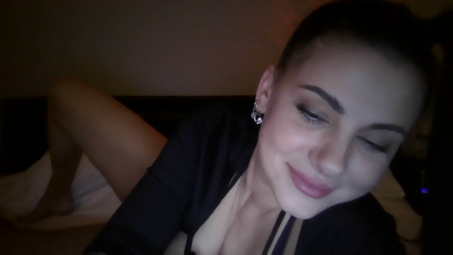 Gallery image thumbnail from FitBaby's myfreecams stream on, 01/25/2024, 16:21 image 9 of 20