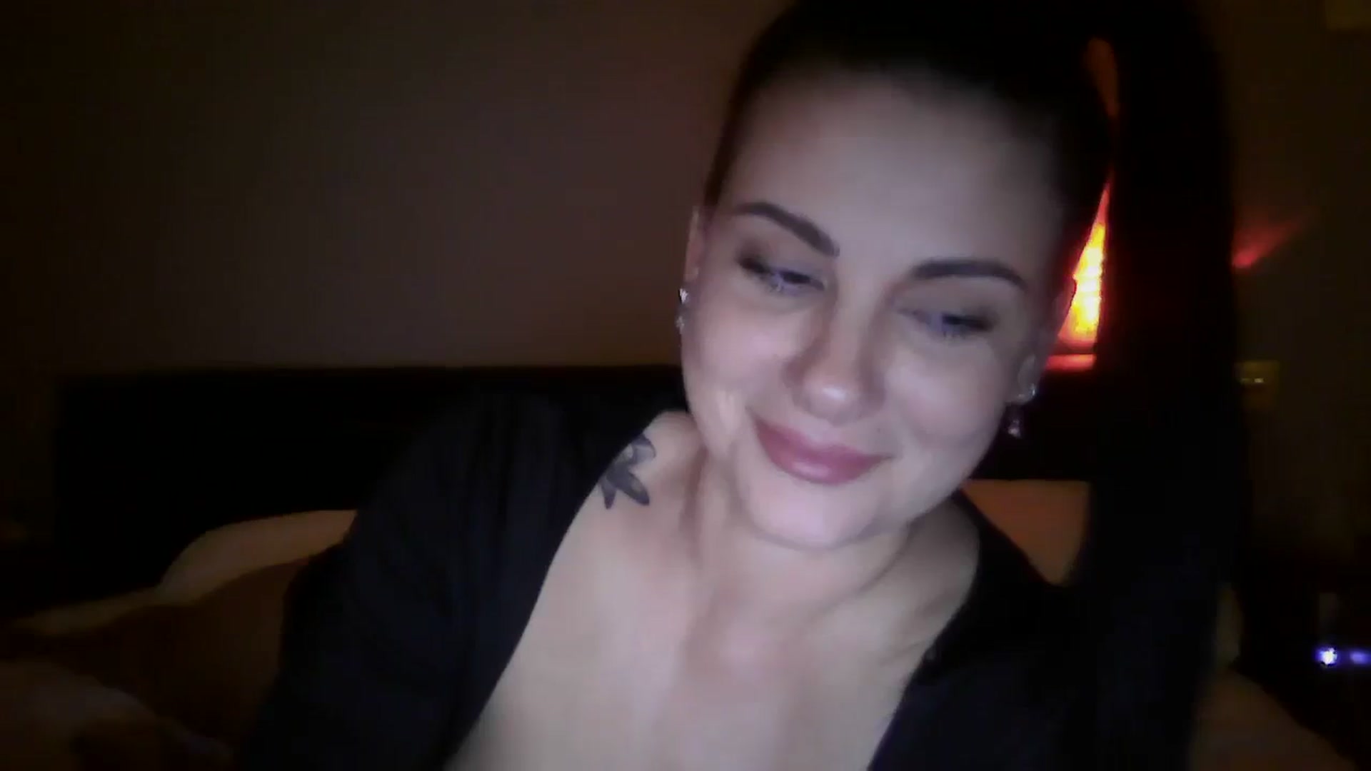 Gallery image thumbnail from FitBaby's myfreecams stream on, 01/25/2024, 17:13 image 15 of 20