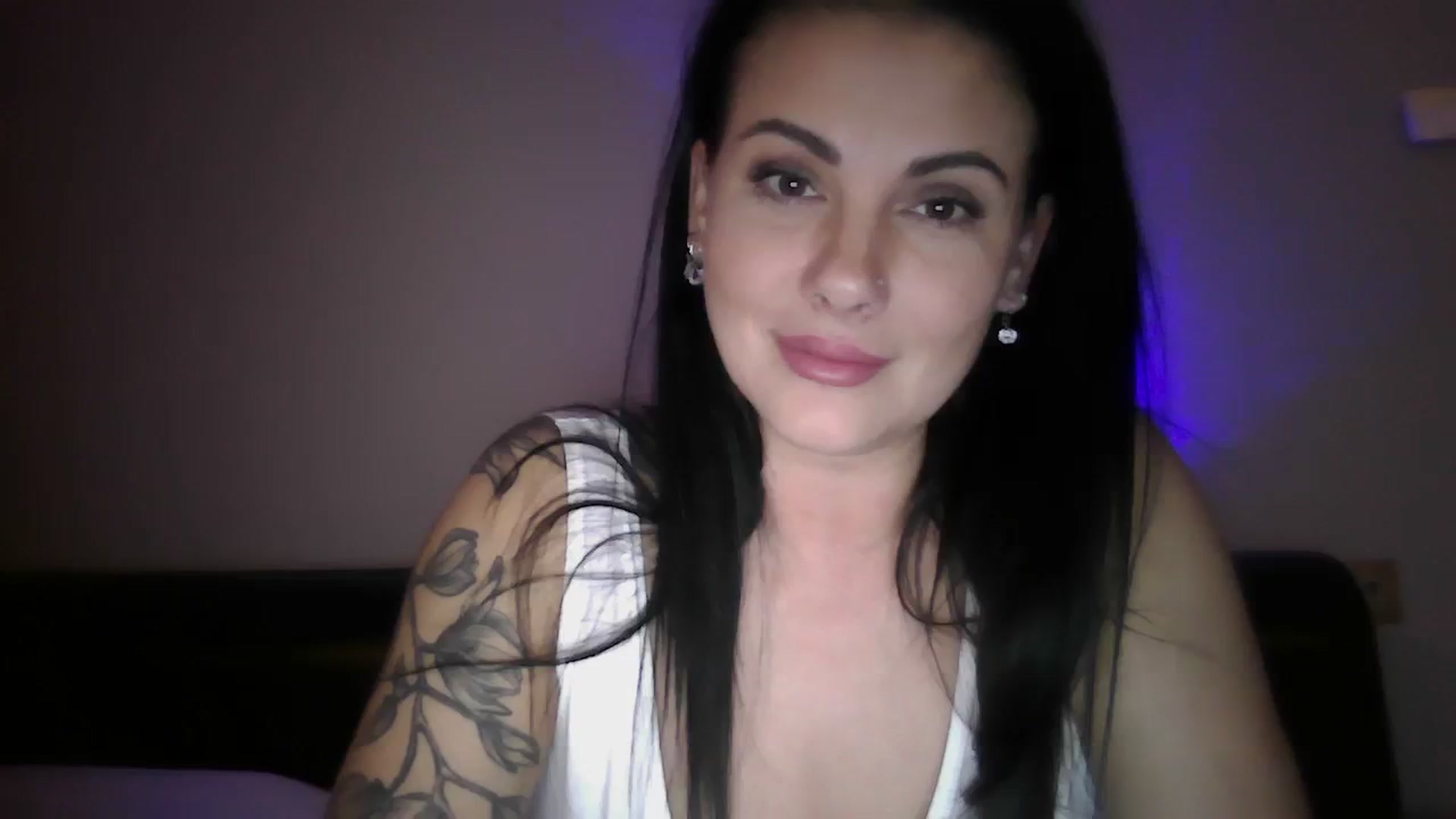 Gallery image thumbnail from FitBaby's myfreecams stream on, 01/31/2024, 16:01 image 19 of 20