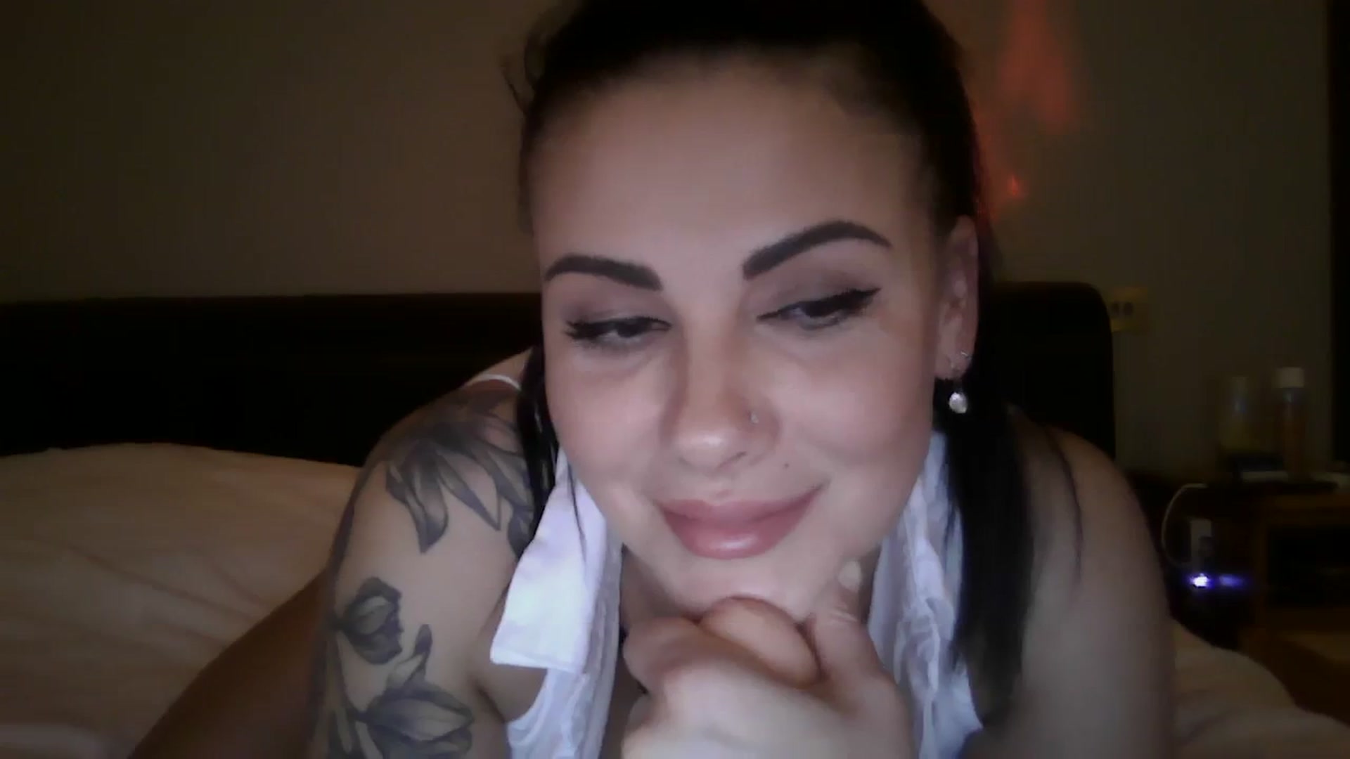 Gallery image thumbnail from FitBaby's myfreecams stream on, 02/19/2024, 15:47 image 3 of 20