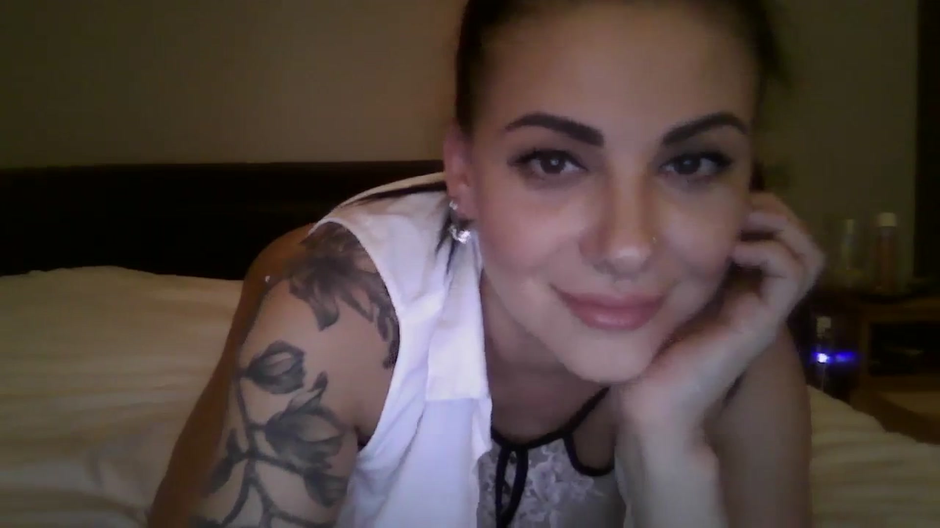Gallery image thumbnail from FitBaby's myfreecams stream on, 02/19/2024, 16:52 image 2 of 20