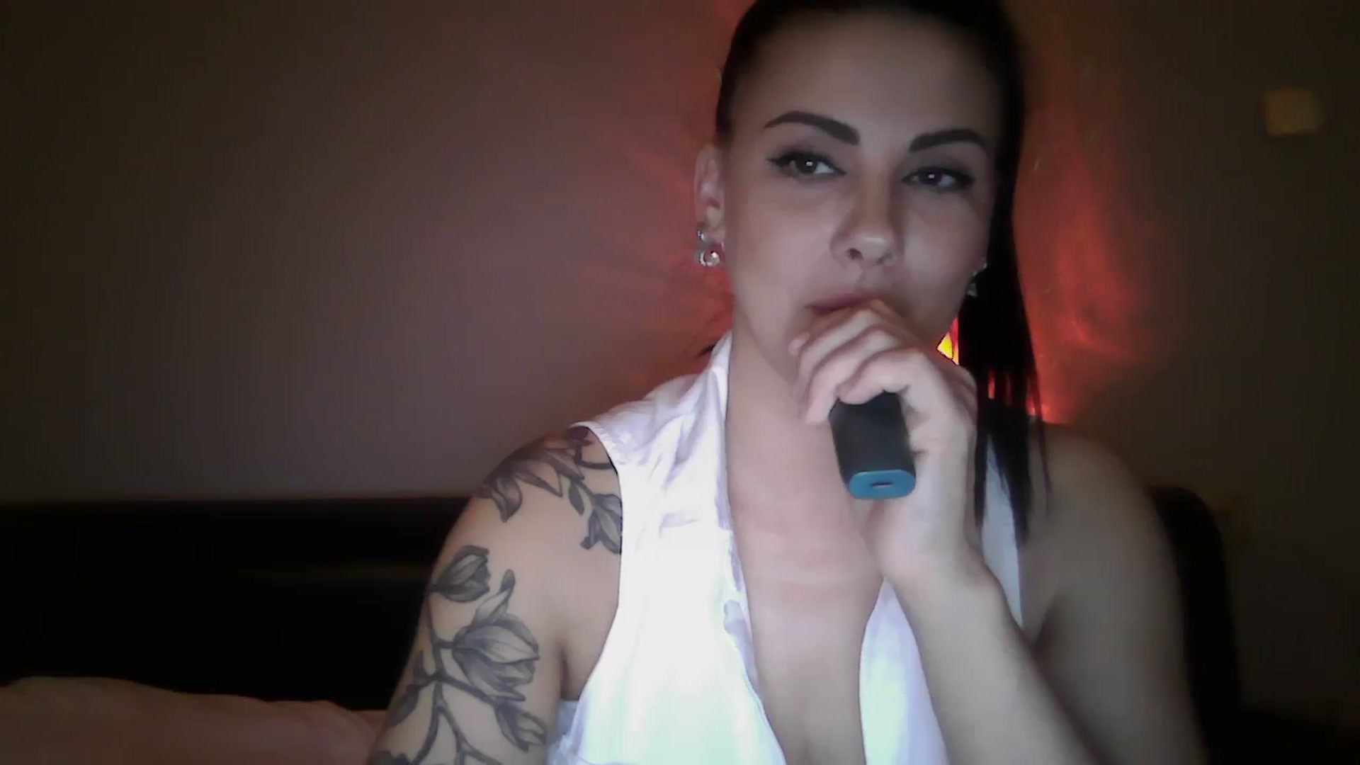 Gallery image thumbnail from FitBaby's myfreecams stream on, 02/19/2024, 18:30 image 6 of 20
