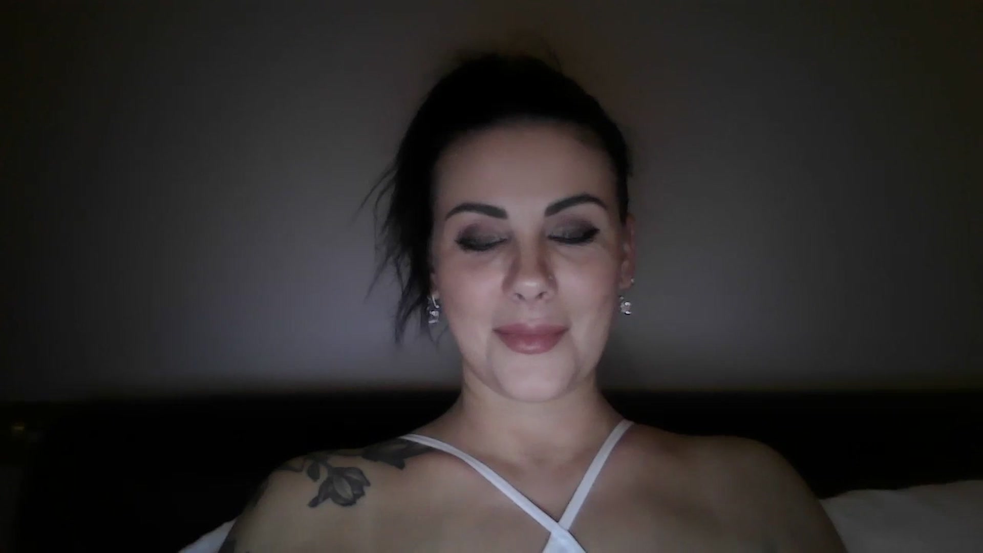 Gallery image thumbnail from FitBaby's myfreecams stream on, 02/22/2024, 15:45 image 7 of 20