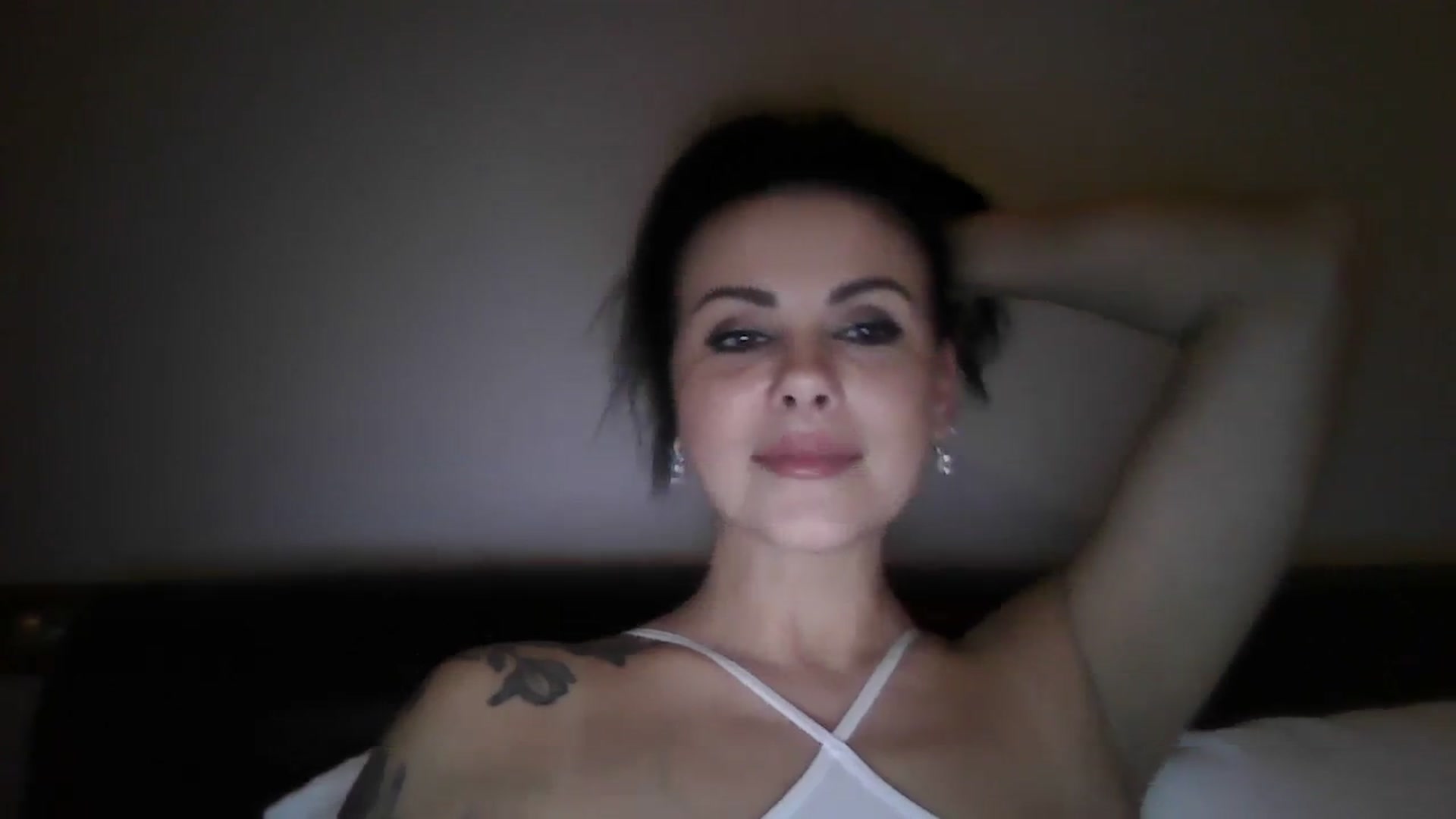 Gallery image thumbnail from FitBaby's myfreecams stream on, 02/22/2024, 15:45 image 8 of 20