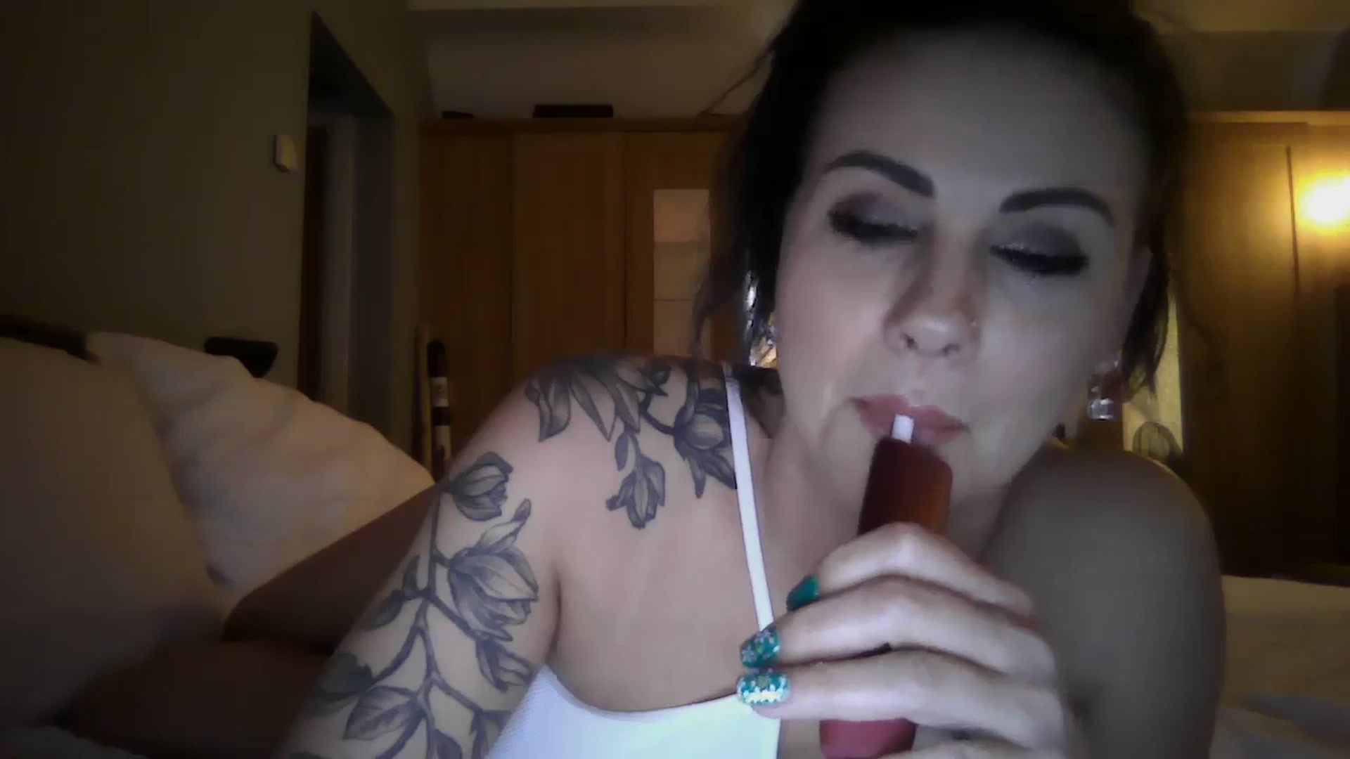 Gallery image thumbnail from FitBaby's myfreecams stream on, 02/22/2024, 15:45 image 18 of 20