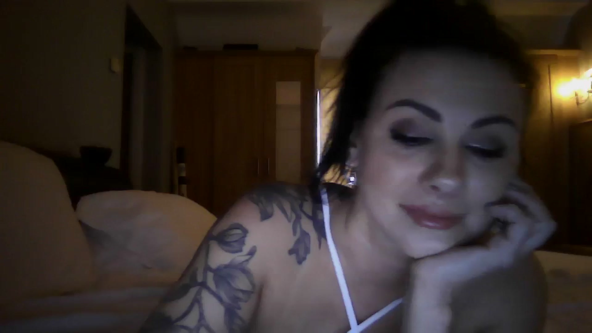 Gallery image thumbnail from FitBaby's myfreecams stream on, 02/22/2024, 15:45 image 15 of 20