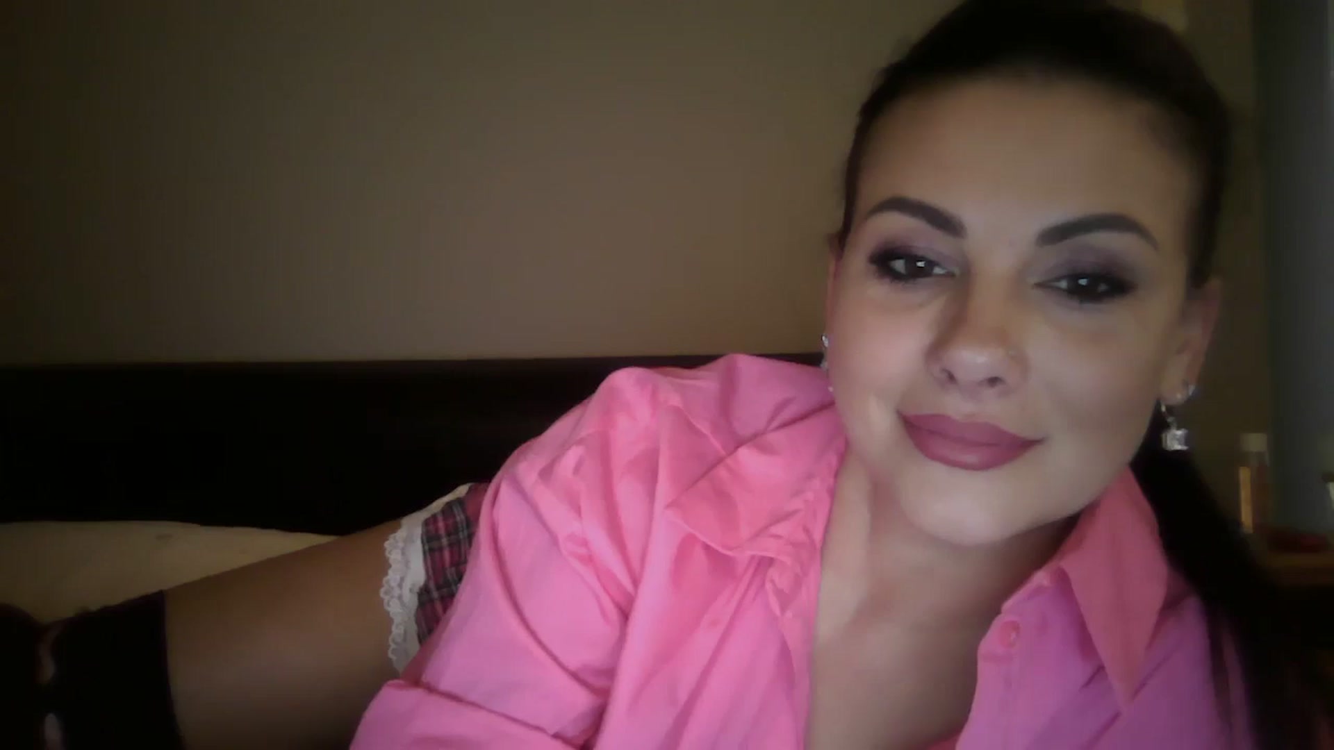 Gallery image thumbnail from FitBaby's myfreecams stream on, 03/07/2024, 14:37 image 2 of 20