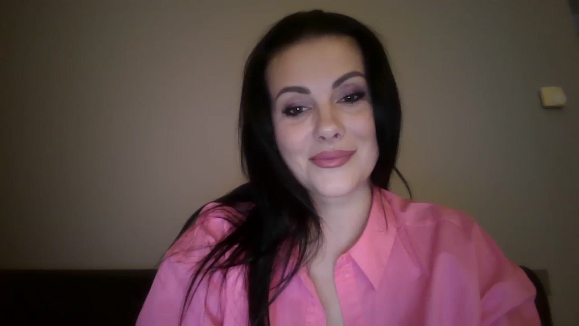 Gallery image thumbnail from FitBaby's myfreecams stream on, 03/07/2024, 14:37 image 10 of 20
