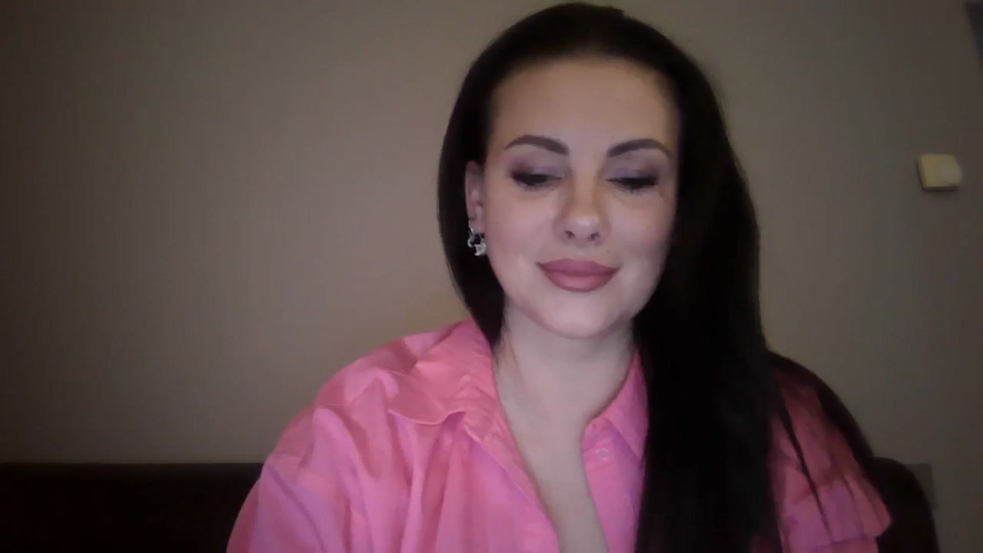 Gallery image thumbnail from FitBaby's myfreecams stream on, 03/07/2024, 14:37 image 8 of 20