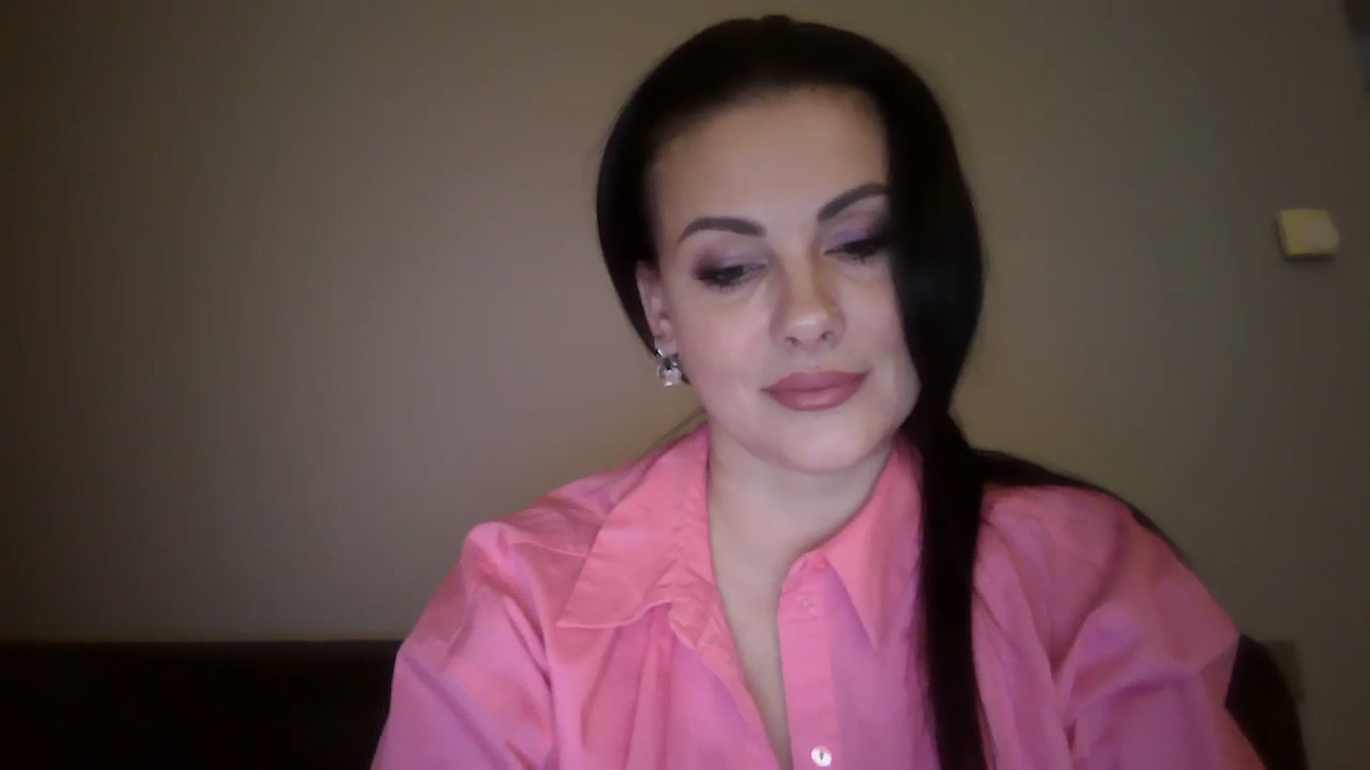 Gallery image thumbnail from FitBaby's myfreecams stream on, 03/07/2024, 14:37 image 11 of 20