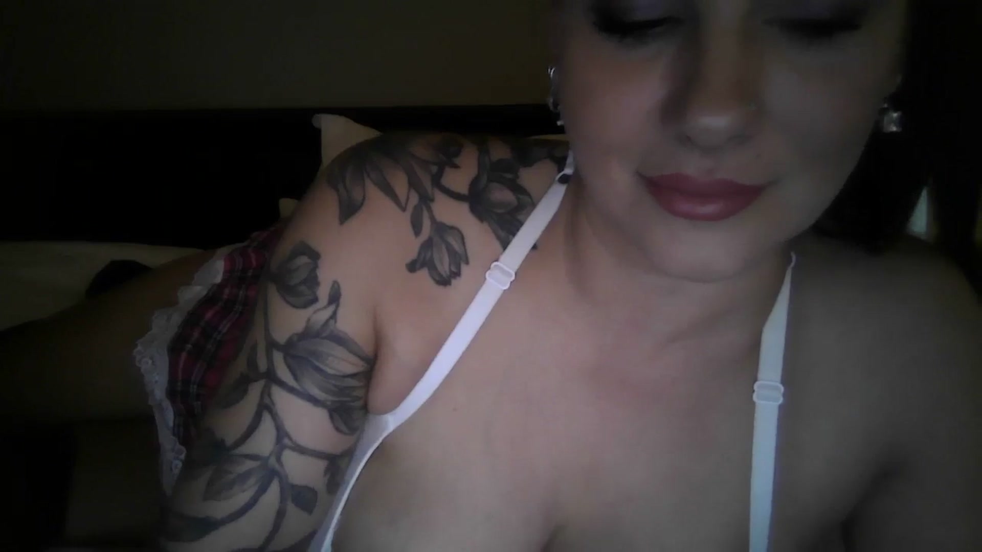 Gallery image thumbnail from FitBaby's myfreecams stream on, 03/07/2024, 16:41 image 9 of 20