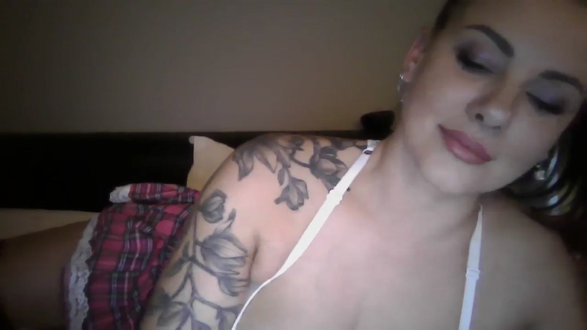 Gallery image thumbnail from FitBaby's myfreecams stream on, 03/07/2024, 16:41 image 5 of 20