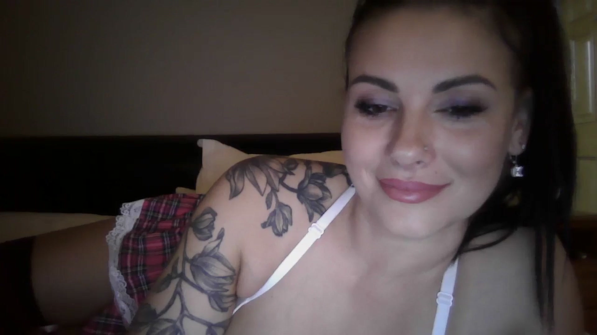 Gallery image thumbnail from FitBaby's myfreecams stream on, 03/07/2024, 16:41 image 7 of 20