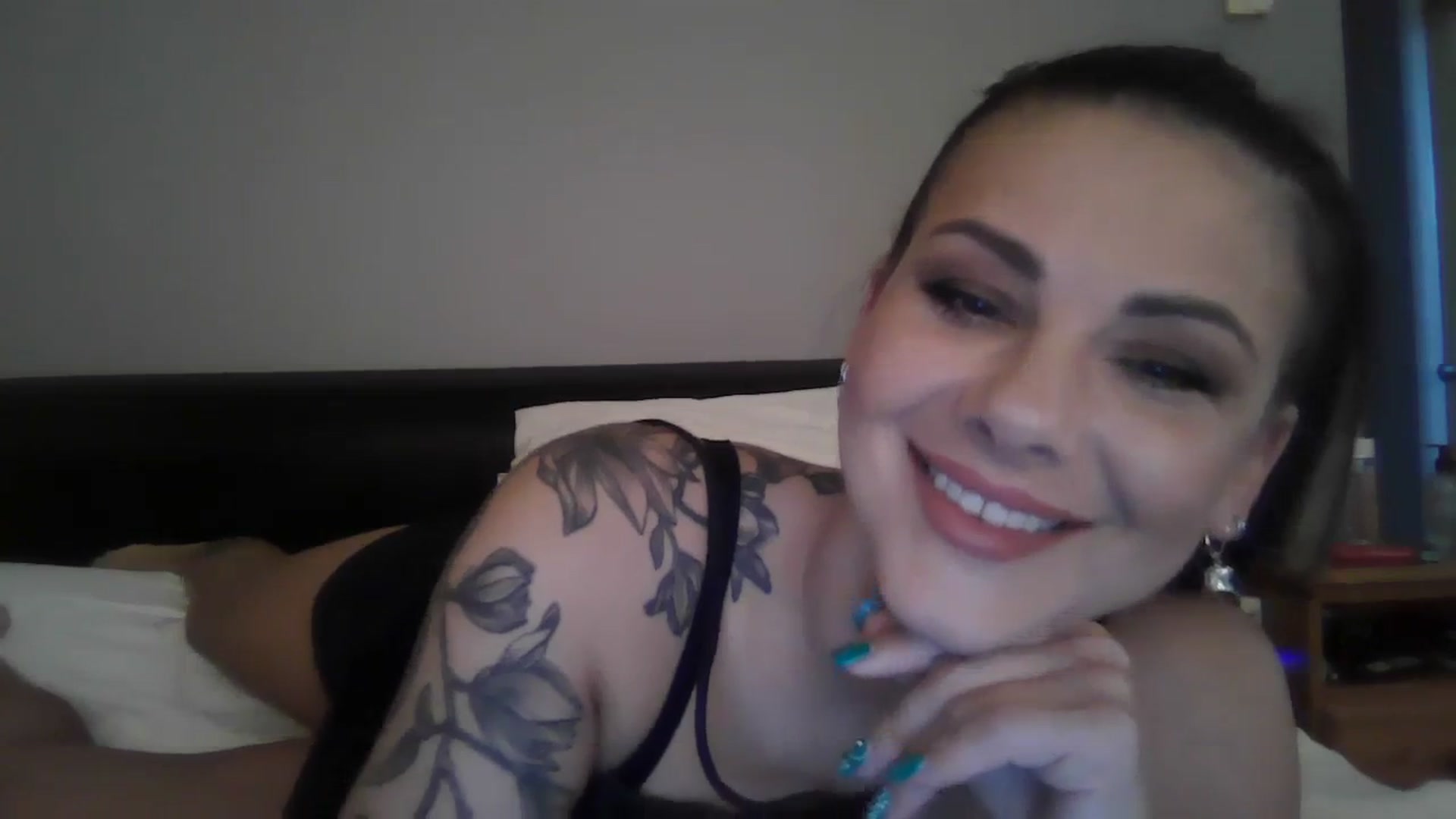 Gallery image thumbnail from FitBaby's myfreecams stream on, 03/08/2024, 15:38 image 12 of 20