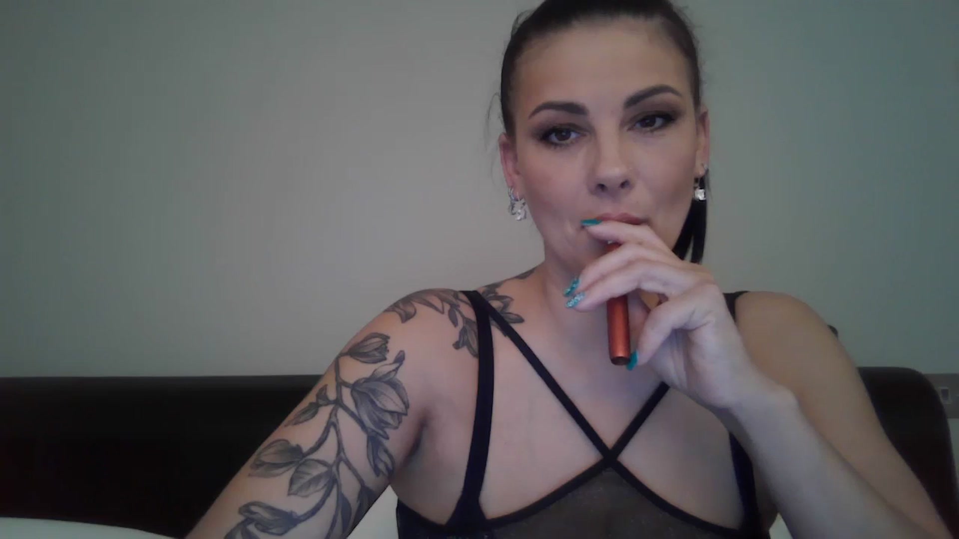 Gallery image thumbnail from FitBaby's myfreecams stream on, 03/08/2024, 15:38 image 4 of 20