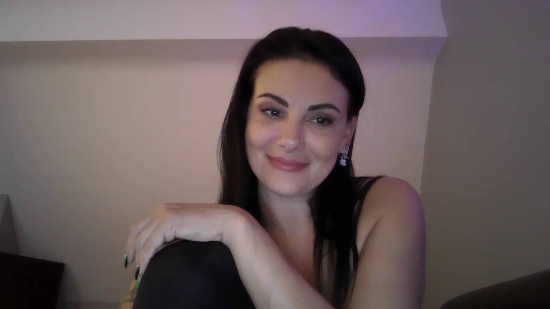 Gallery image thumbnail from FitBaby's myfreecams stream on, 04/24/2024, 14:48 image 7 of 20
