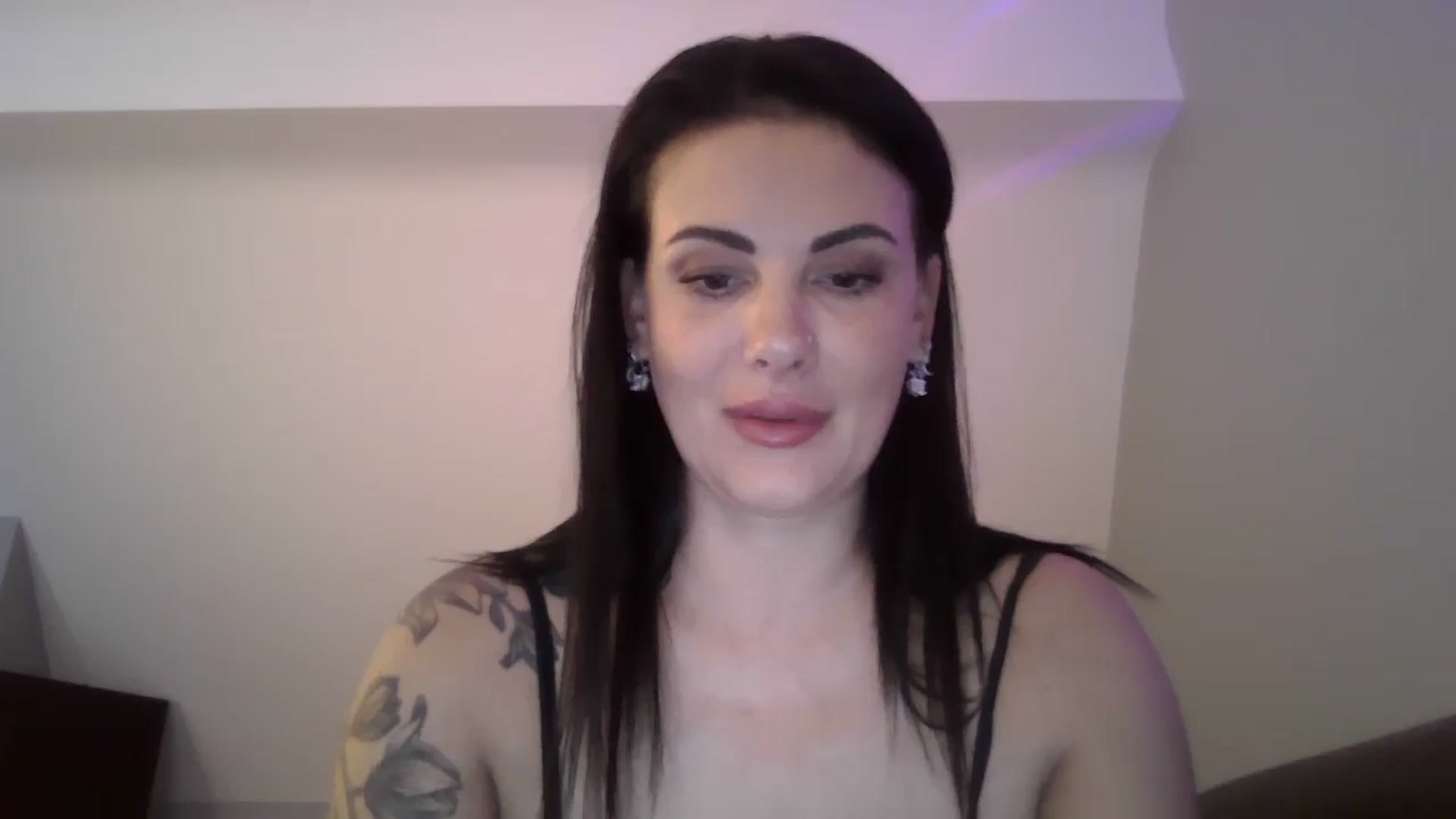 Gallery image thumbnail from FitBaby's myfreecams stream on, 04/24/2024, 14:48 image 5 of 20