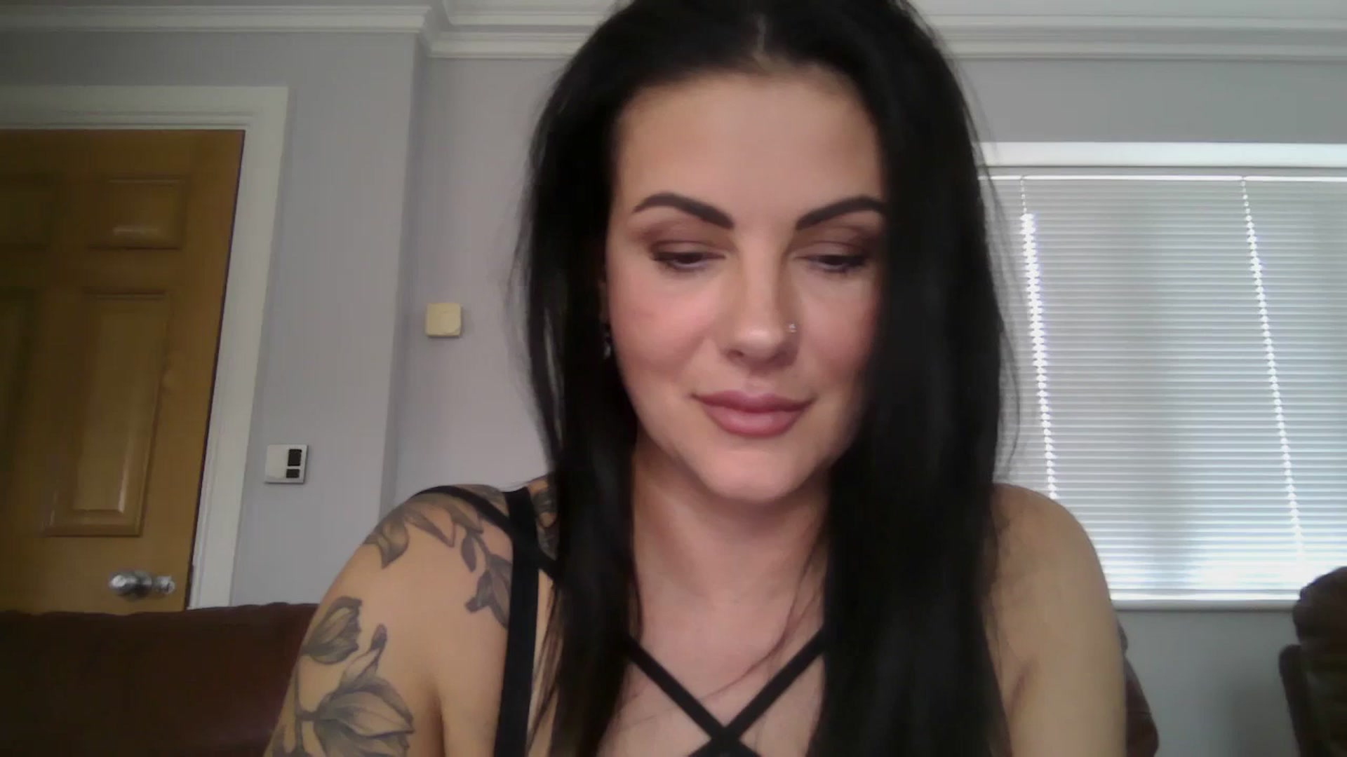 Gallery image thumbnail from FitBaby's myfreecams stream on, 04/26/2024, 14:27 image 4 of 20