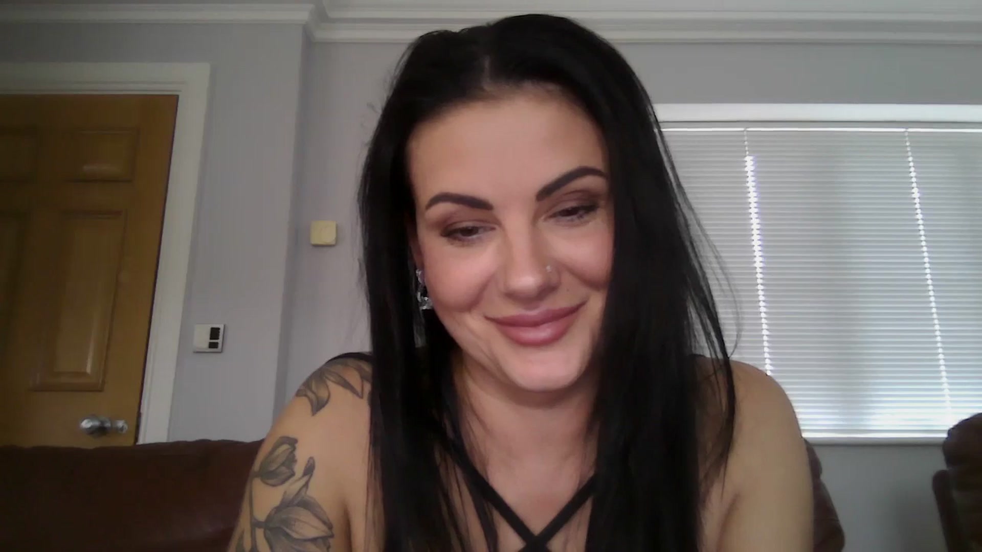 Gallery image thumbnail from FitBaby's myfreecams stream on, 04/26/2024, 14:27 image 5 of 20
