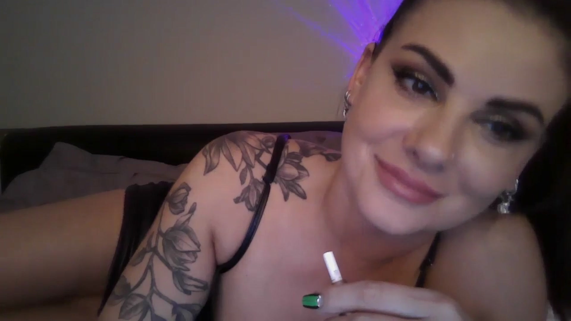 Gallery image thumbnail from FitBaby's myfreecams stream on, 04/29/2024, 17:02 image 3 of 20