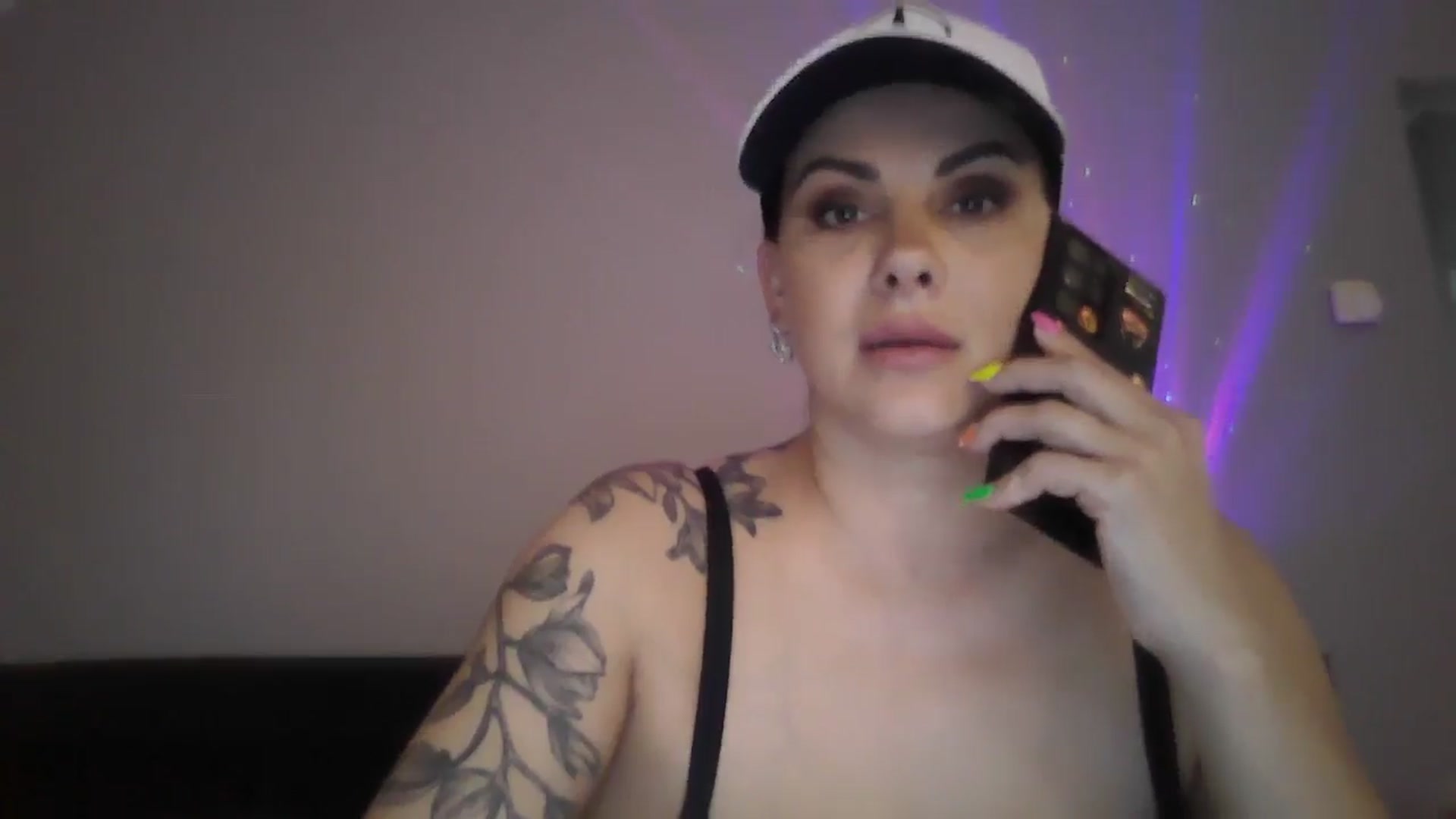 Gallery image thumbnail from FitBaby's myfreecams stream on, 05/03/2024, 14:34 image 19 of 20
