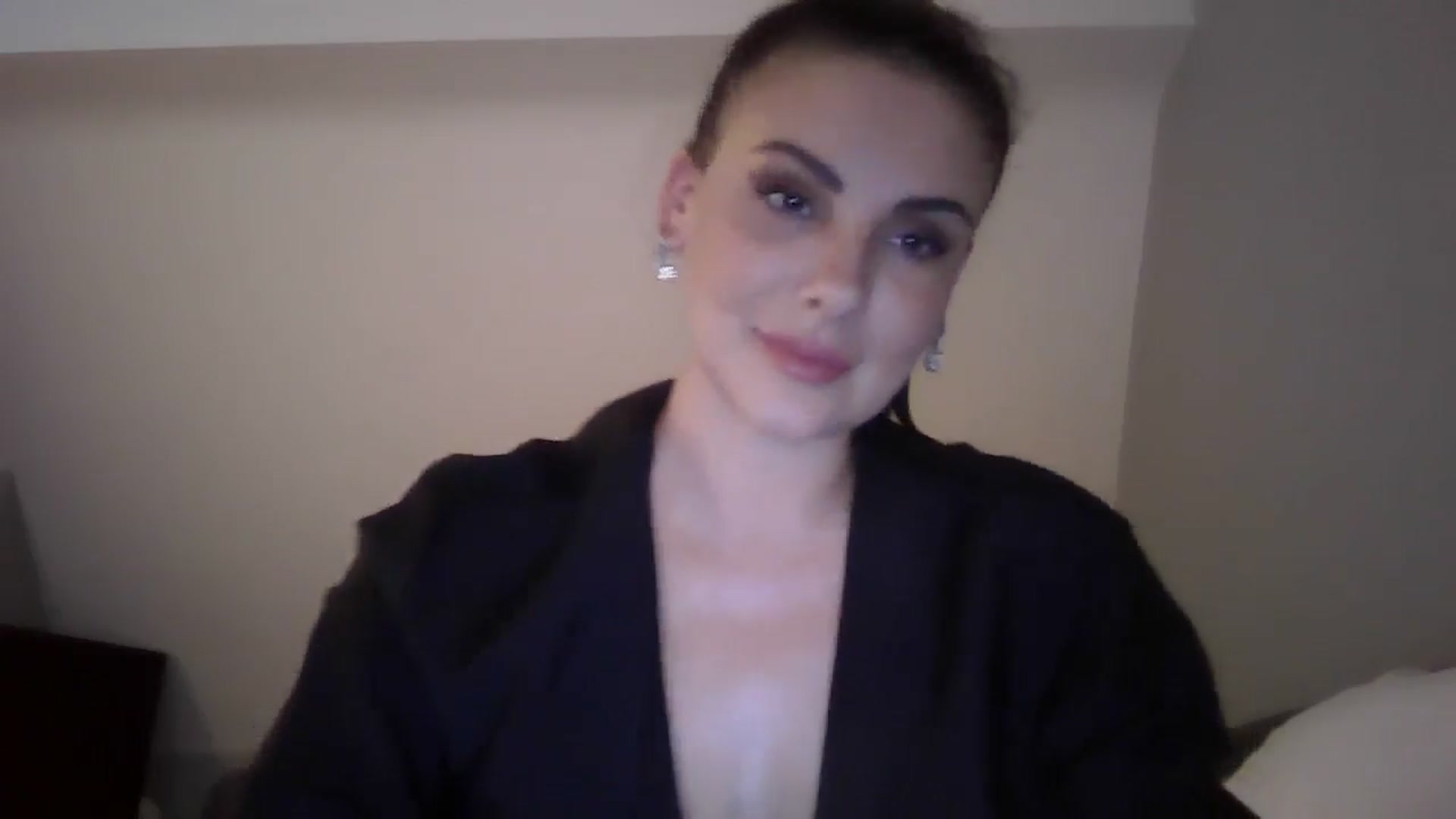 Gallery image thumbnail from FitBaby's myfreecams stream on, 05/08/2024, 14:57 image 17 of 20