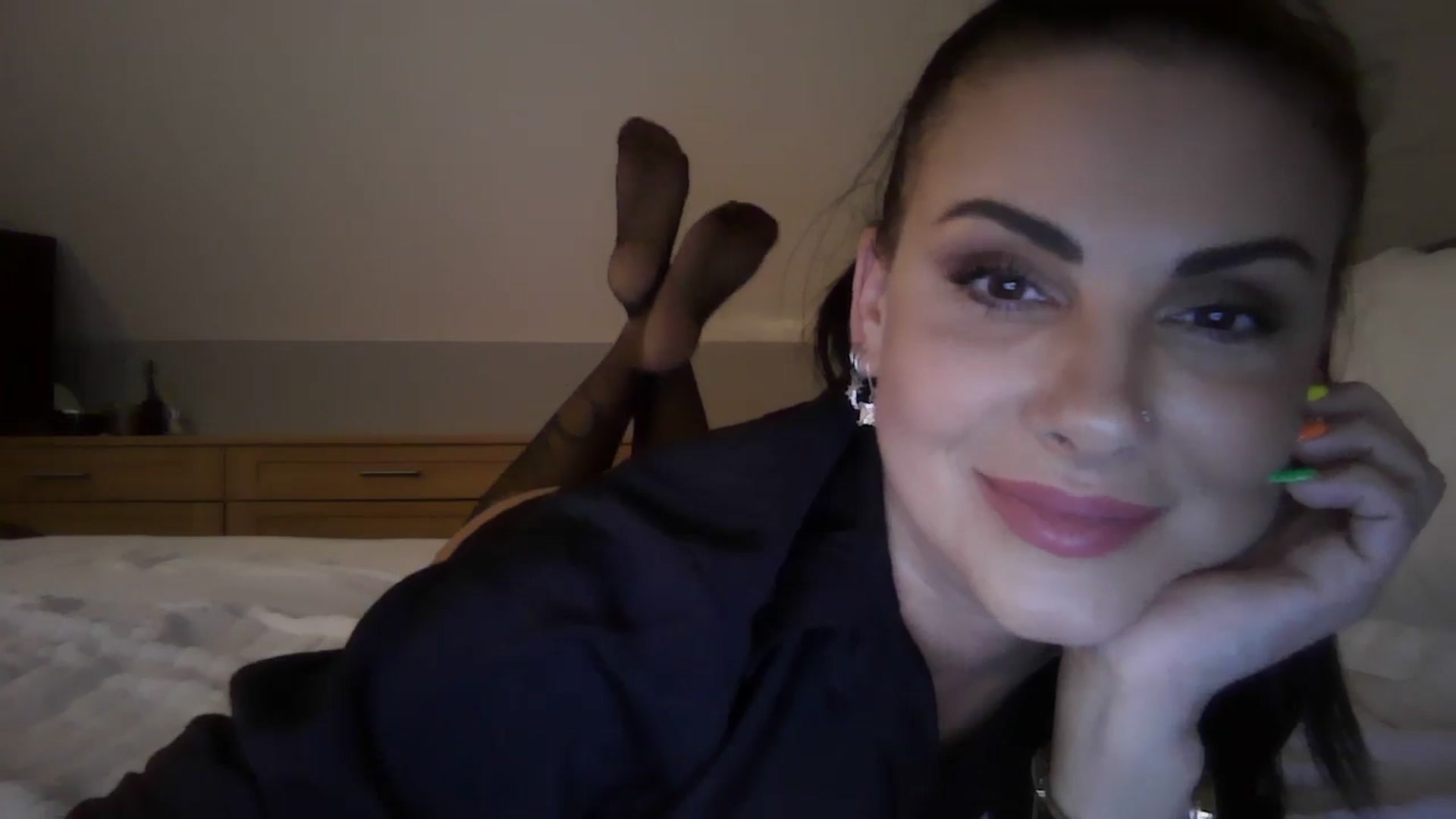 Gallery image thumbnail from FitBaby's myfreecams stream on, 05/08/2024, 14:57 image 8 of 20